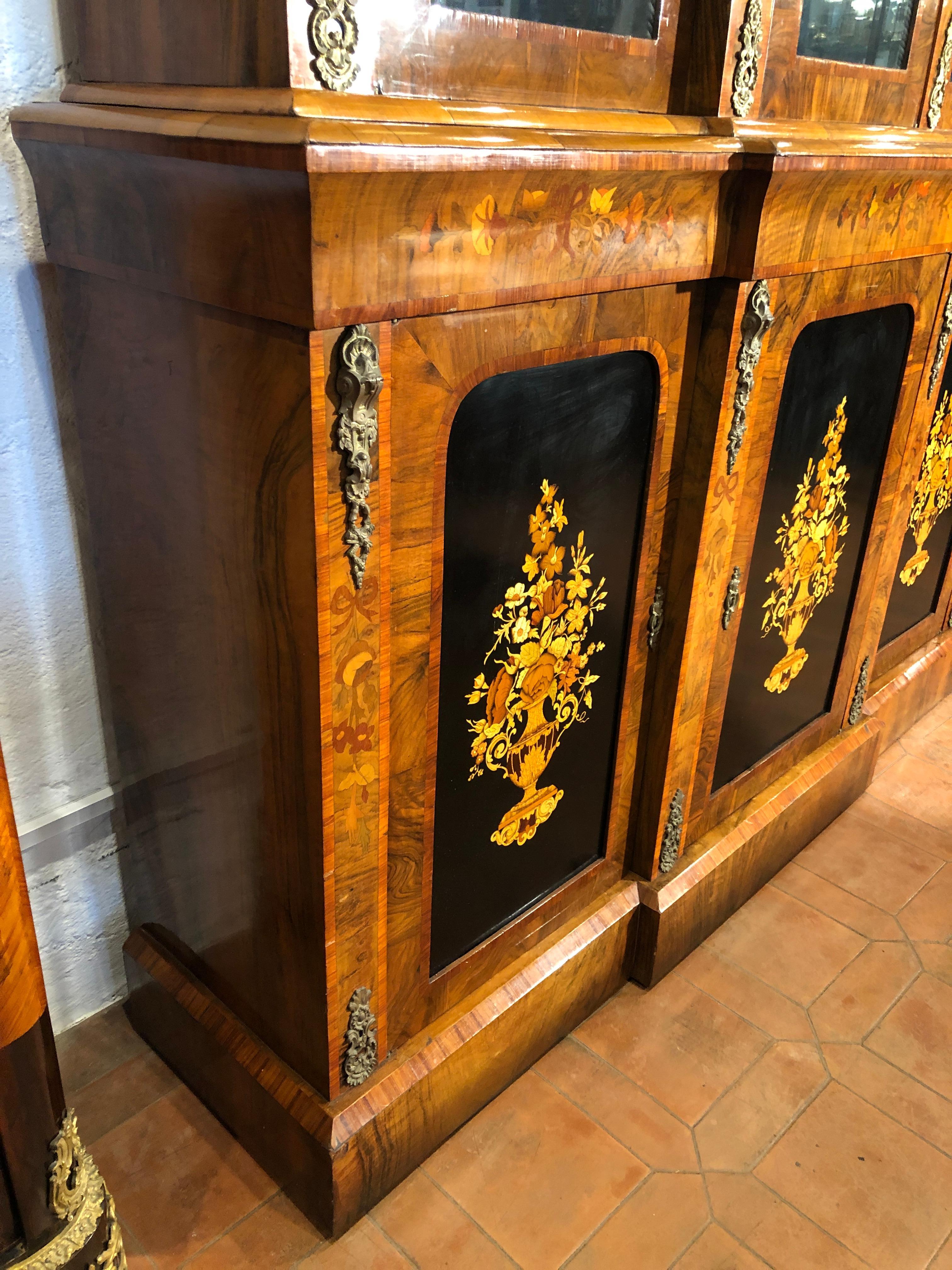 19th Century Victorian Walnut England Bookcase Vitrines, 1860s 2