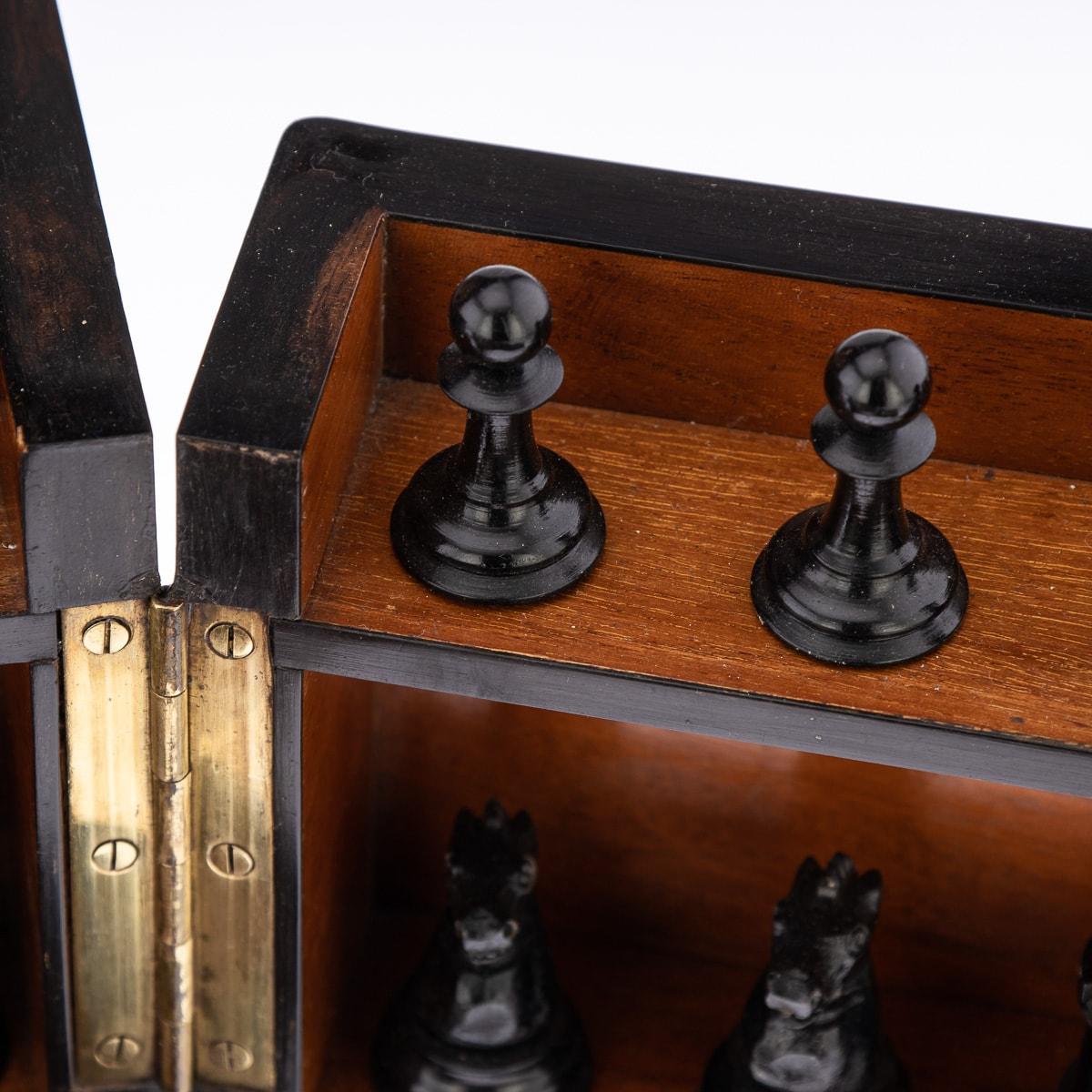 19th Century Victorian Walnut Games Compendium, Cards & Board Games, C.1890 For Sale 13