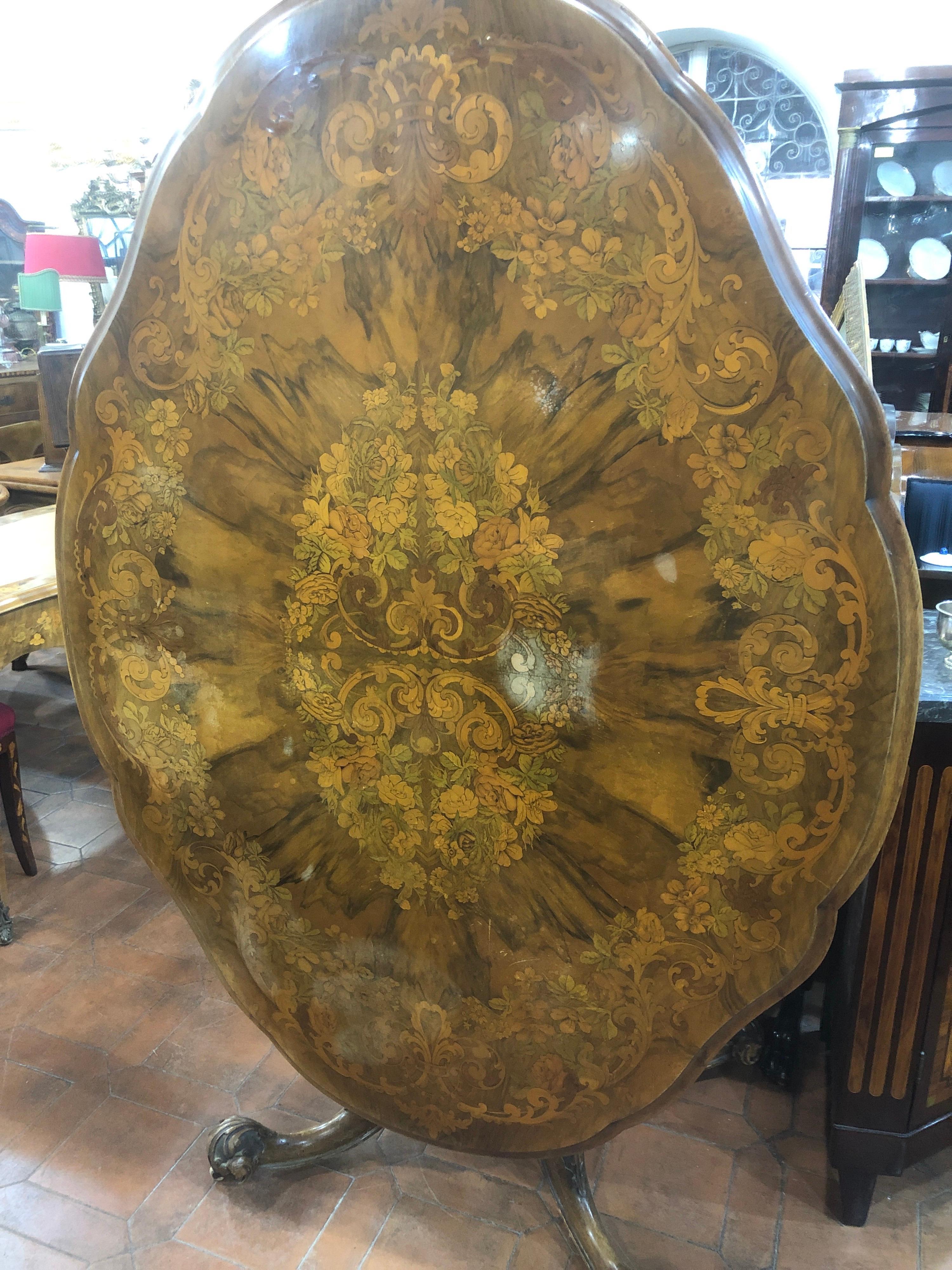 Early Victorian 19th Century Victorian Walnut Marquetry Center Table, 1850s For Sale