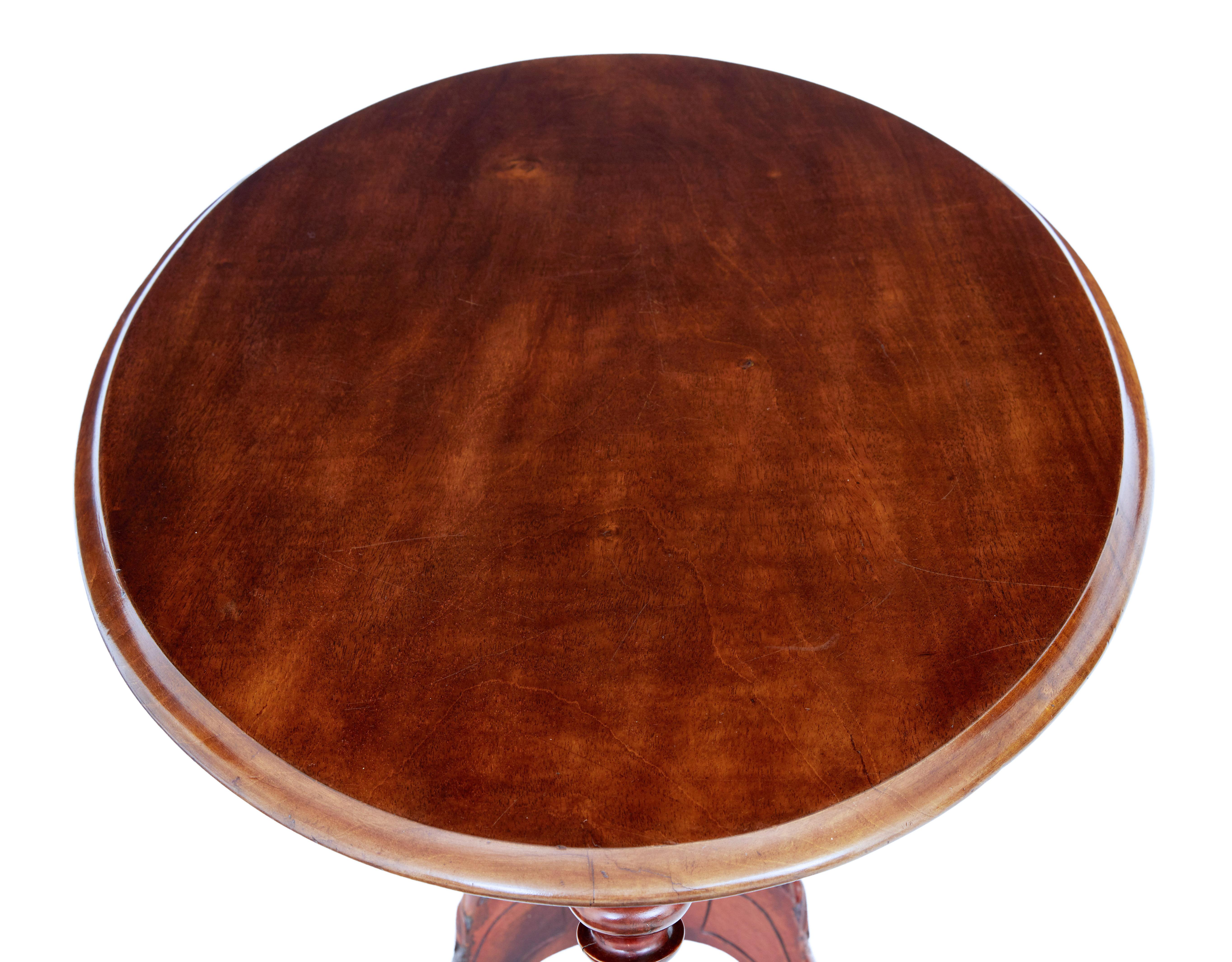 Hand-Crafted 19th Century Victorian Walnut Oval Occasional Table