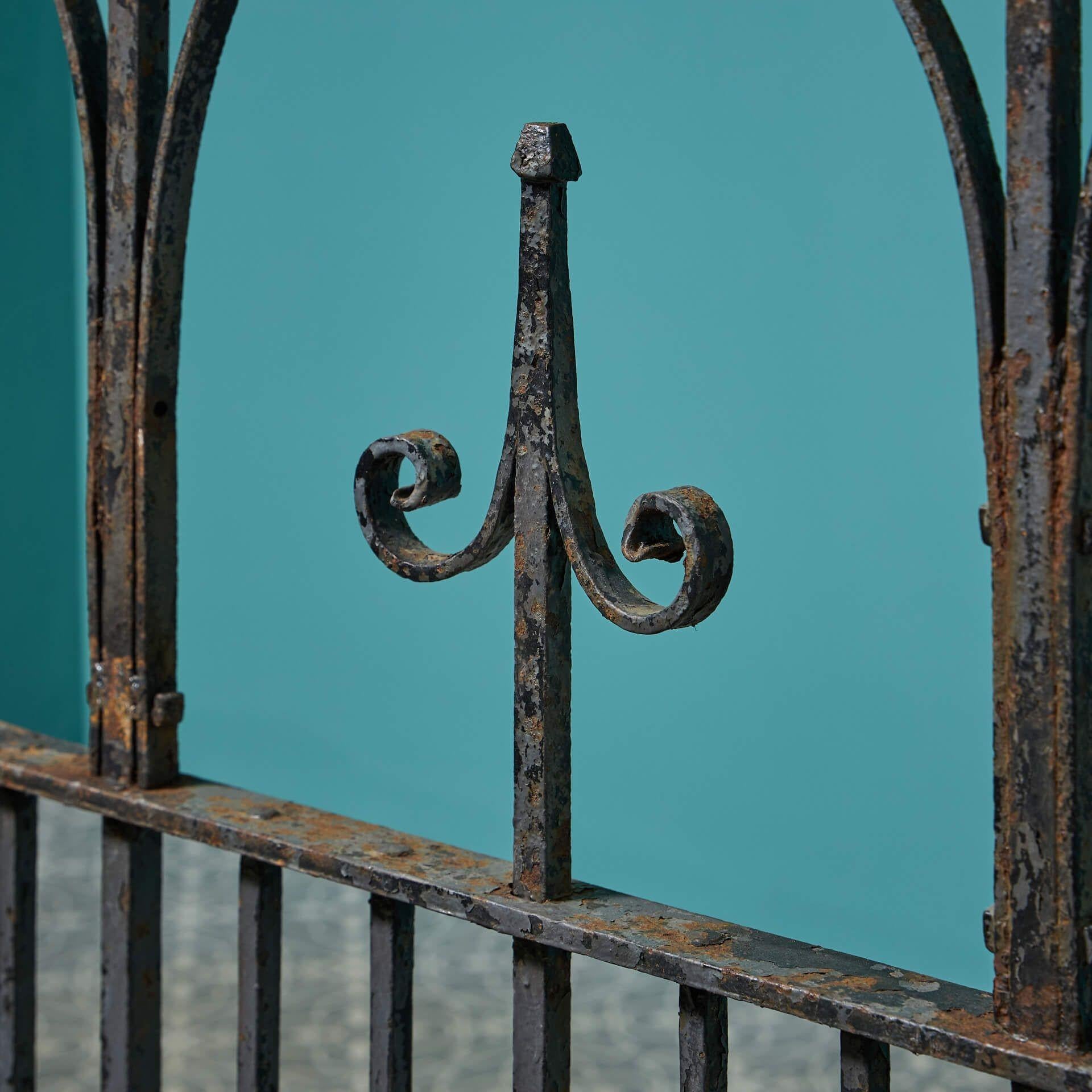 Cancello vittoriano in ferro battuto del XIX secolo In condizioni discrete in vendita a Wormelow, Herefordshire