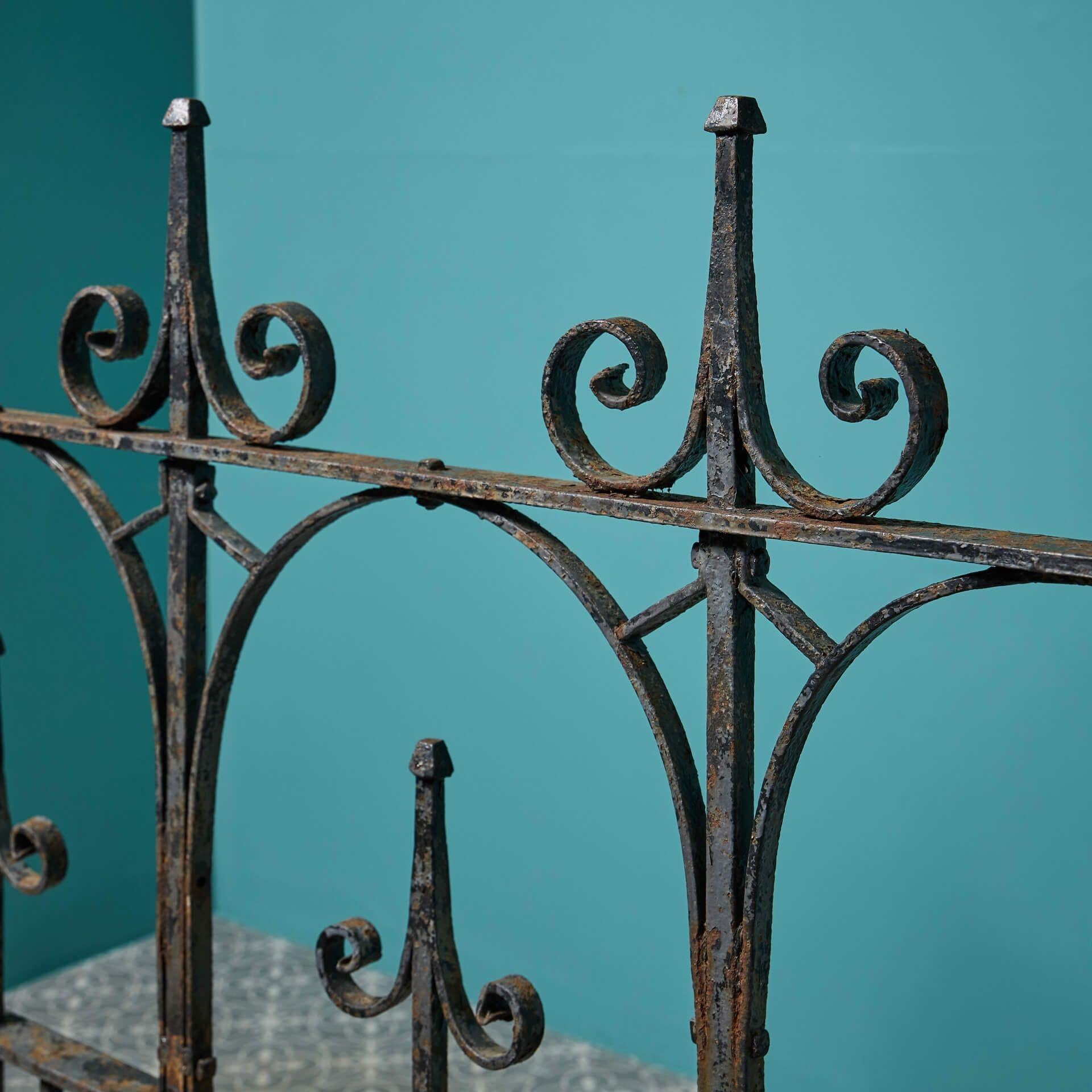 Ferro battuto Cancello vittoriano in ferro battuto del XIX secolo in vendita