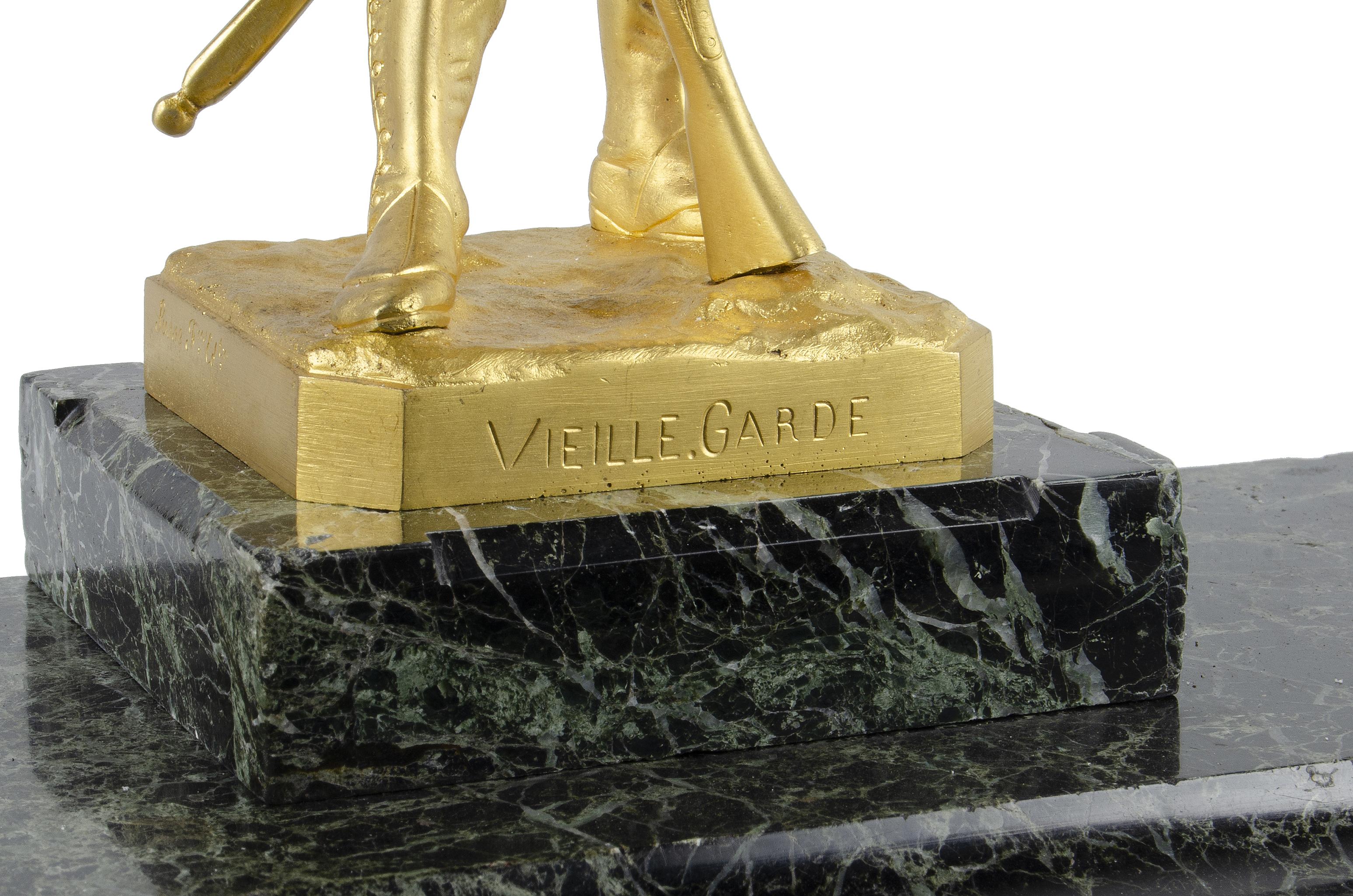 Sculpture de la Vieille Garde du 19e siècle sur socle à encre par A. Le Véel et Susse Frères en vente 2