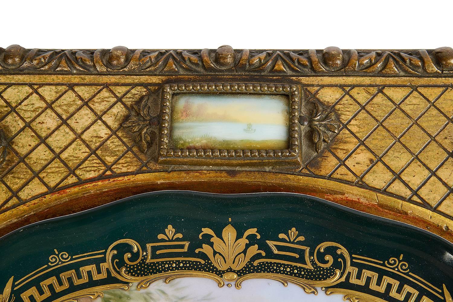Tavolo montato in porcellana di Vienna del XIX secolo in vendita 3