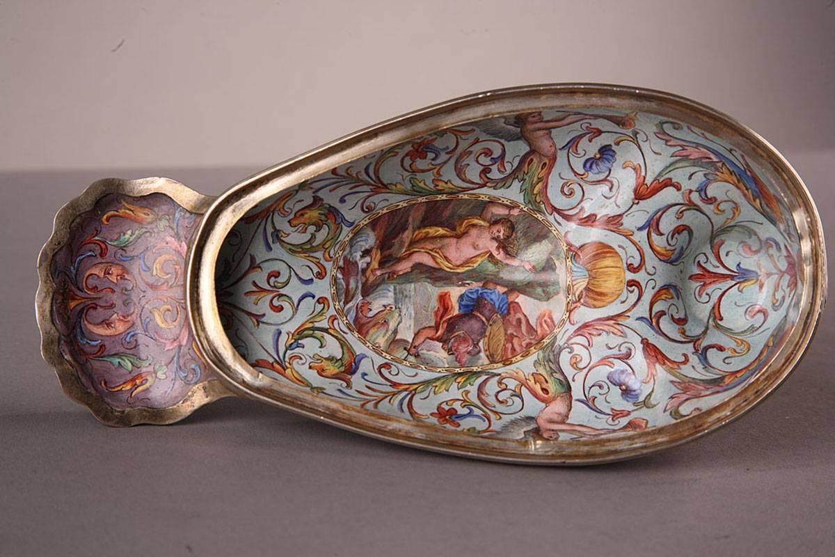 19th Century, Vienna Rooster-Shaped Enamel Trinket Bowl In Good Condition In Paris, FR