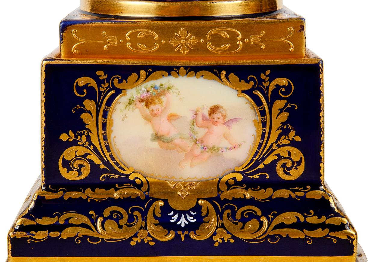 19th Century Vienna Vase In Good Condition For Sale In Brighton, Sussex