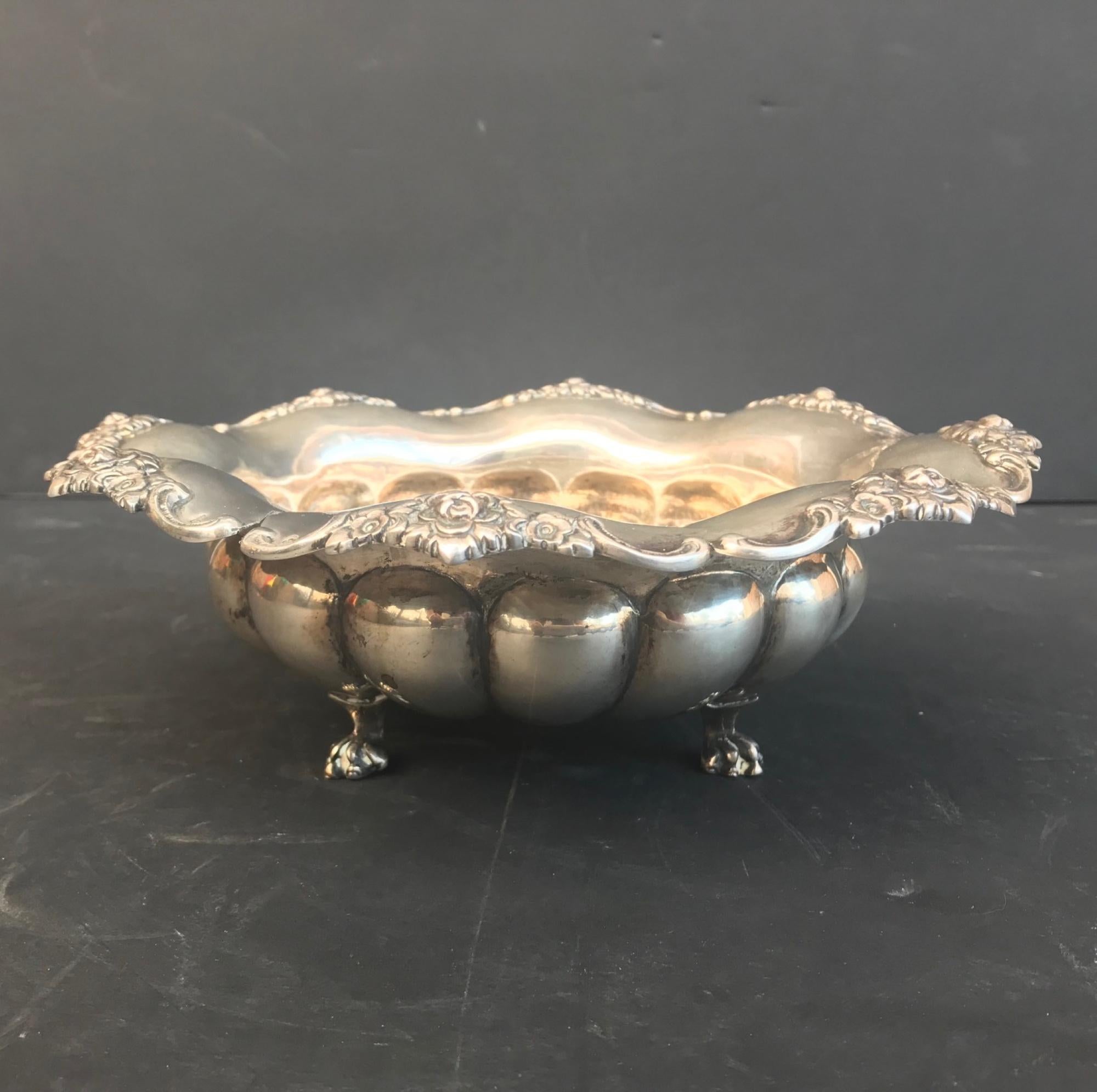 19th Century Viennese Heavy Silver Victorian Claw Footed Bowl For Sale 2