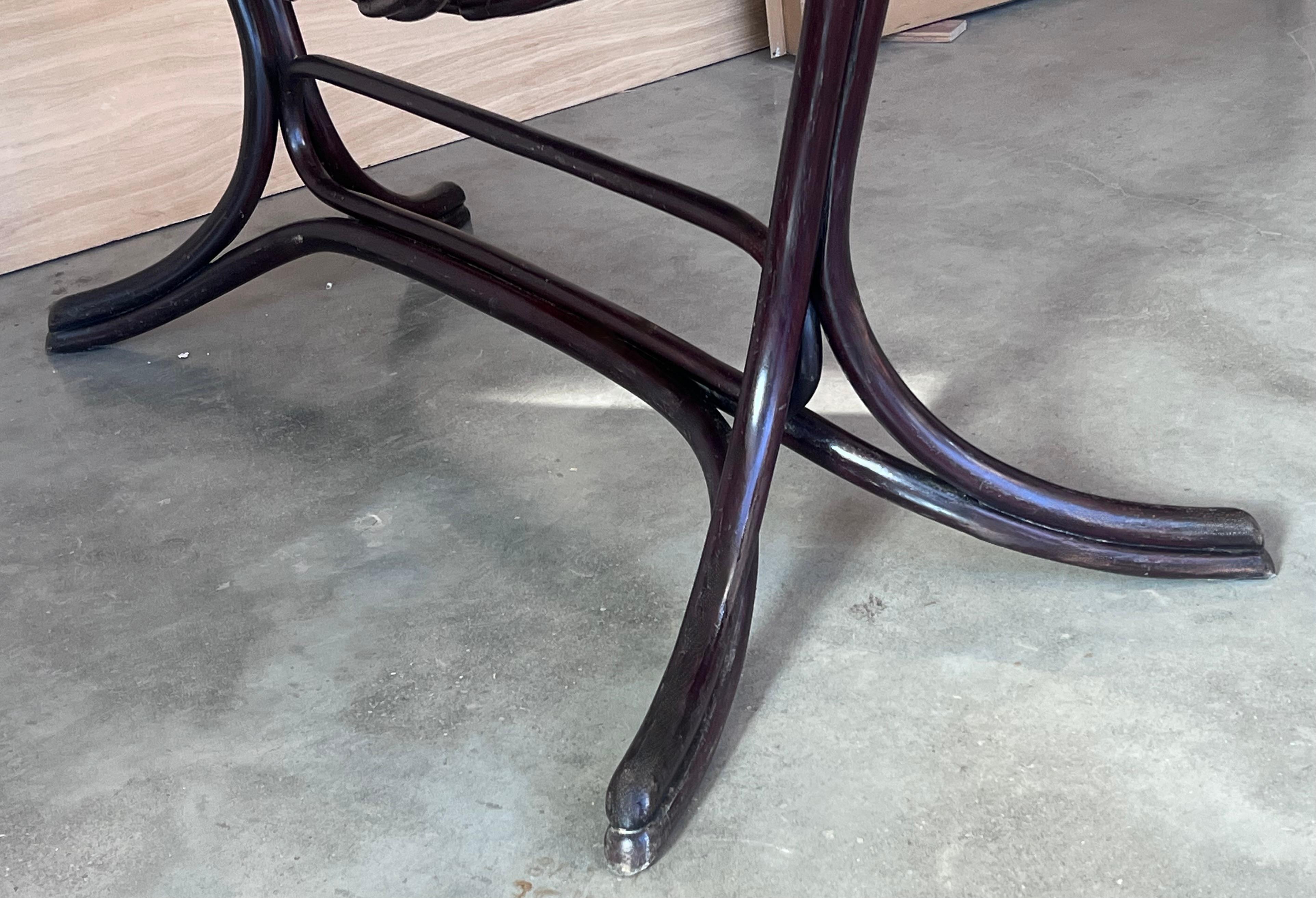Culla in legno curvato del XIX secolo attribuita a Jacob and Josef Kohn in vendita 9