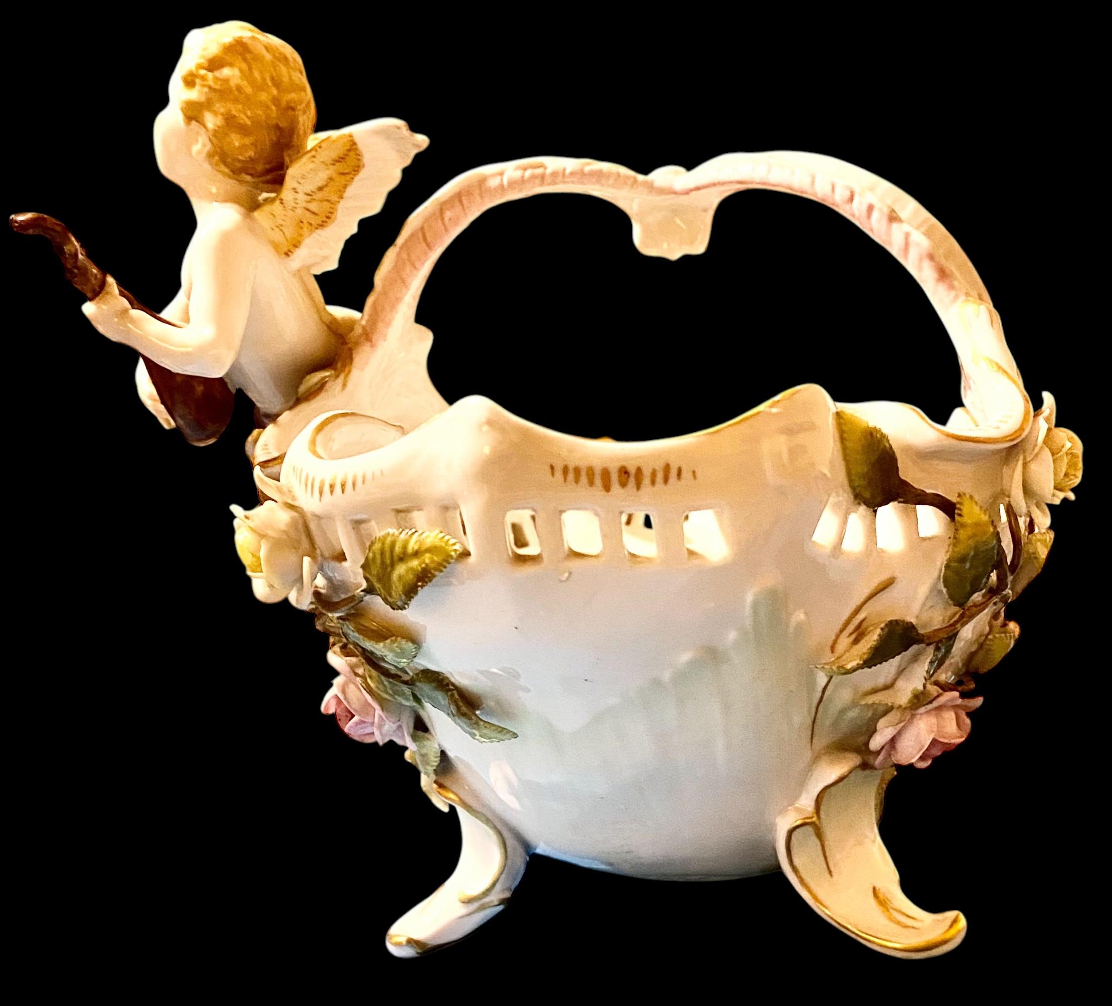 19. Jahrhundert Wiener Porzellan Figuraler Cherub Jardinière oder Tafelaufsatz Schale im Angebot 7