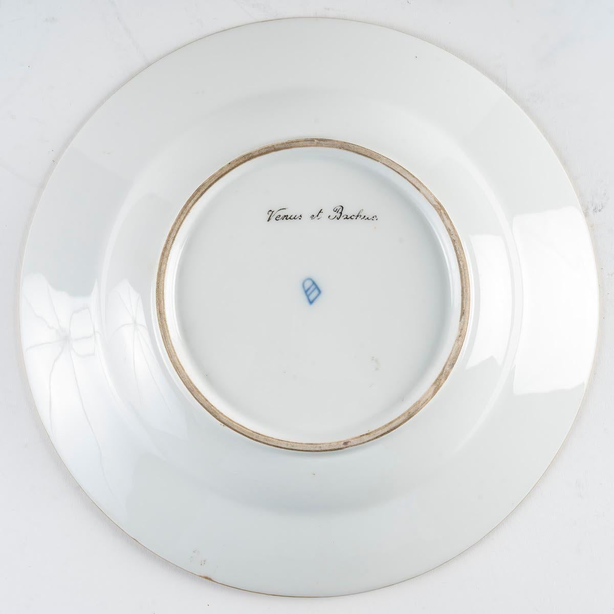 Assiette en porcelaine viennoise du XIXe siècle, période Napoléon III. en vente 1