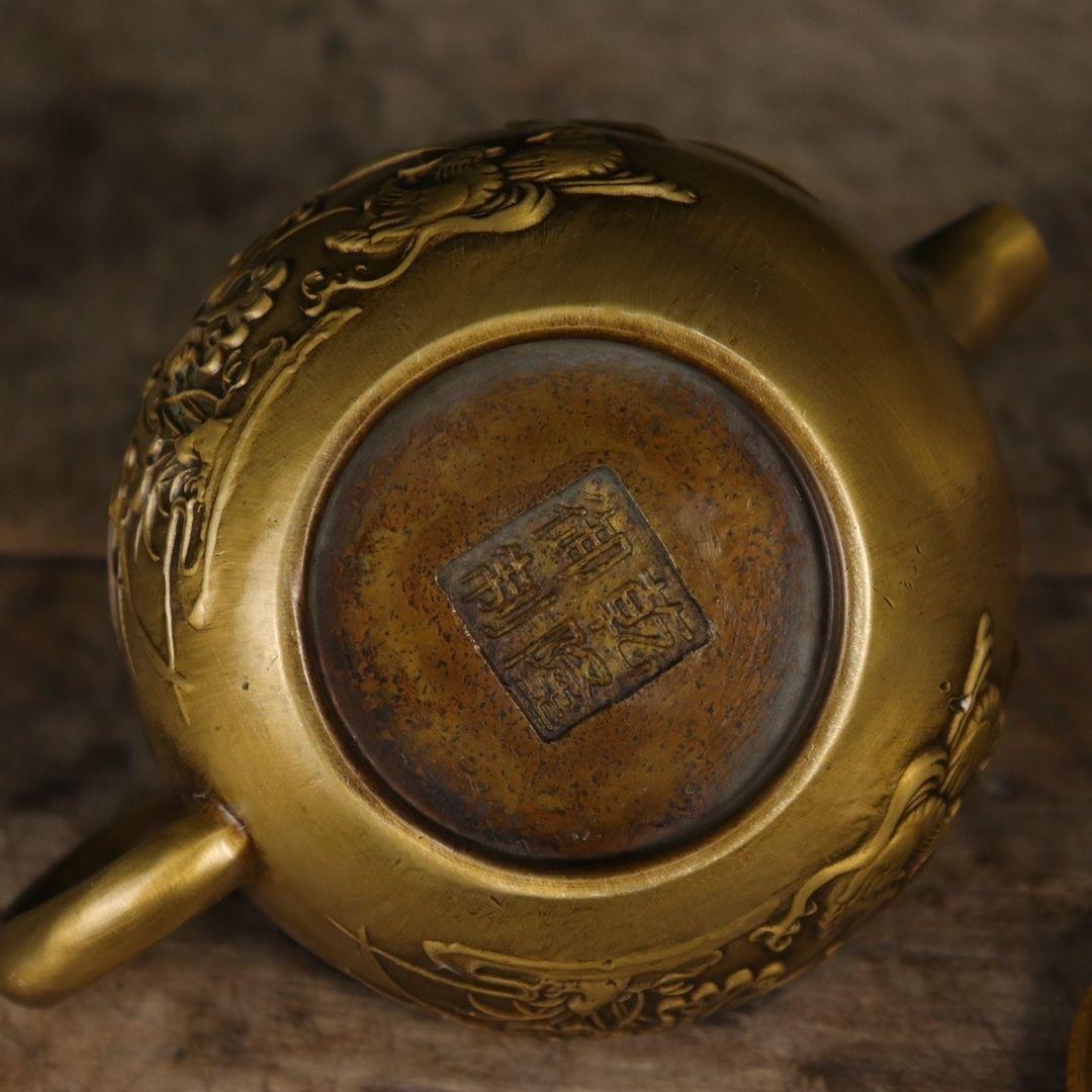 19th Century Vintage Bronze Teapot For Sale 7
