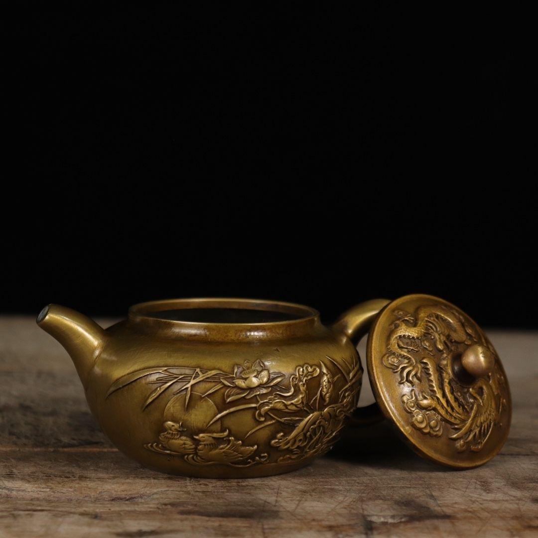 19th Century Vintage Bronze Teapot For Sale 1