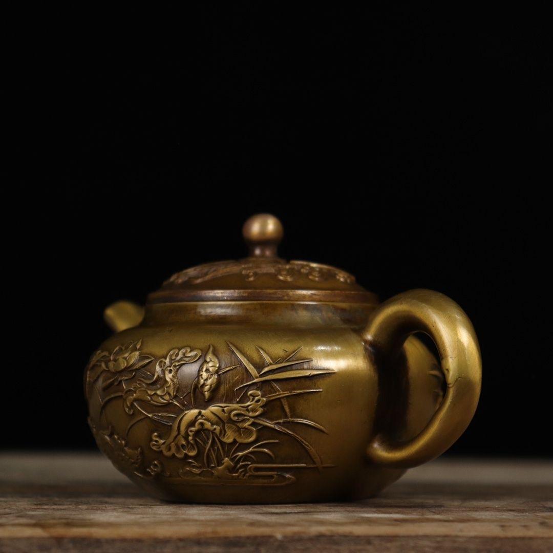 19th Century Vintage Bronze Teapot For Sale 5