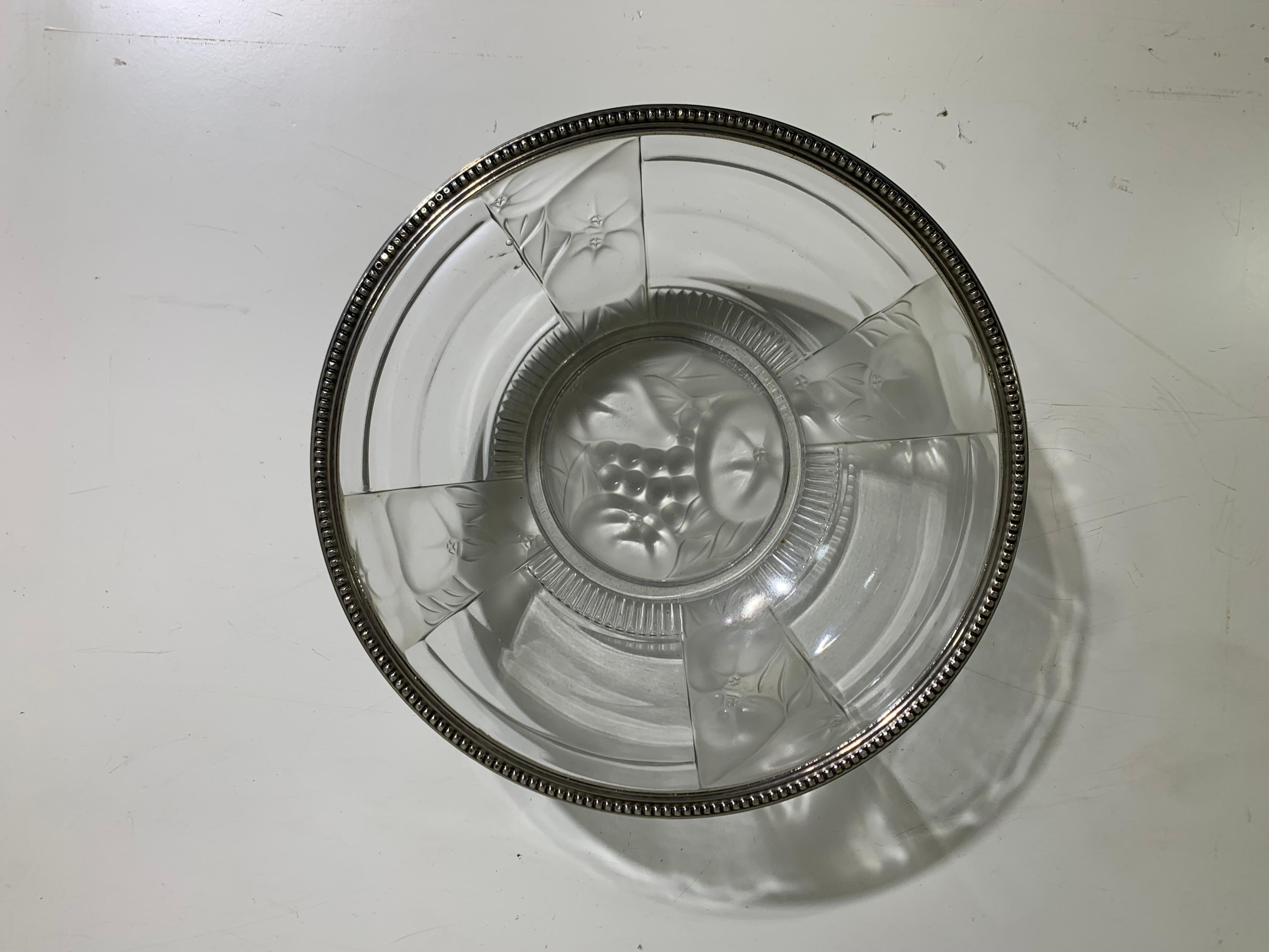 vintage glass fruit bowl