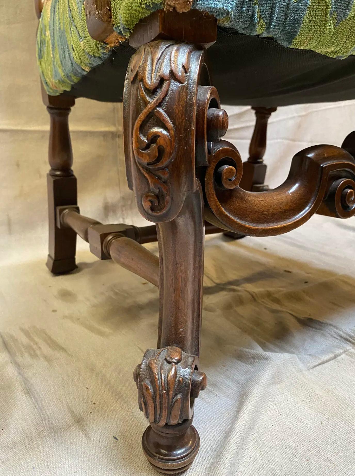 italien 19th Century Vintage Italian Throne Chair en vente
