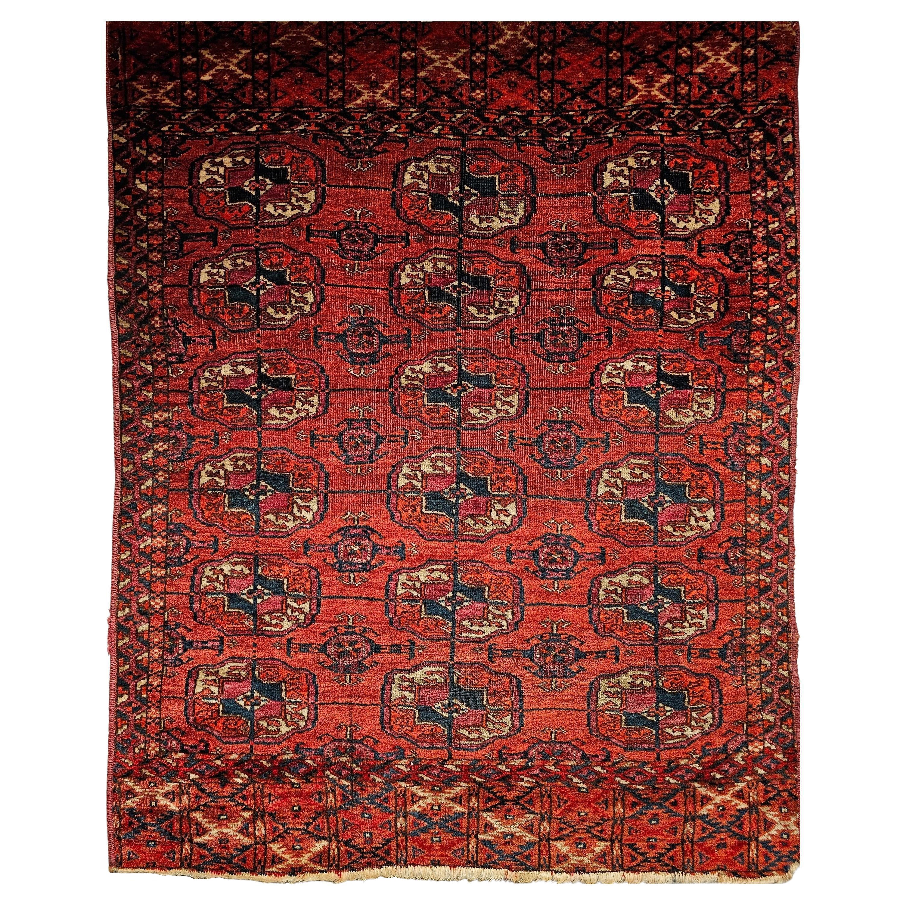 19th Century Vintage Turkmen Tekke Hand-Knotted Rug with Geometric Medallions