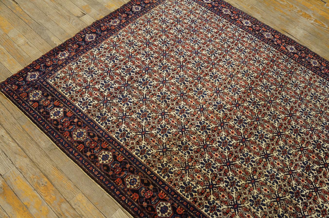Annodato a mano Tappeto Senneh persiano del XIX secolo su ordito di seta ( 4'4'' x 6'8'' - 132 x 203 ) in vendita