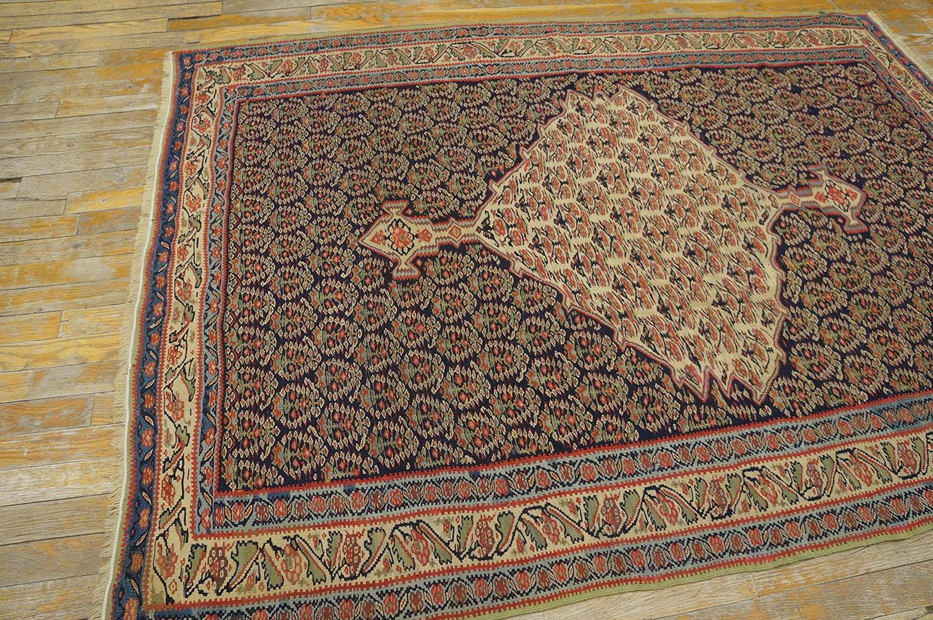 Kilim persiano Senneh del XIX secolo W. ( 4'3