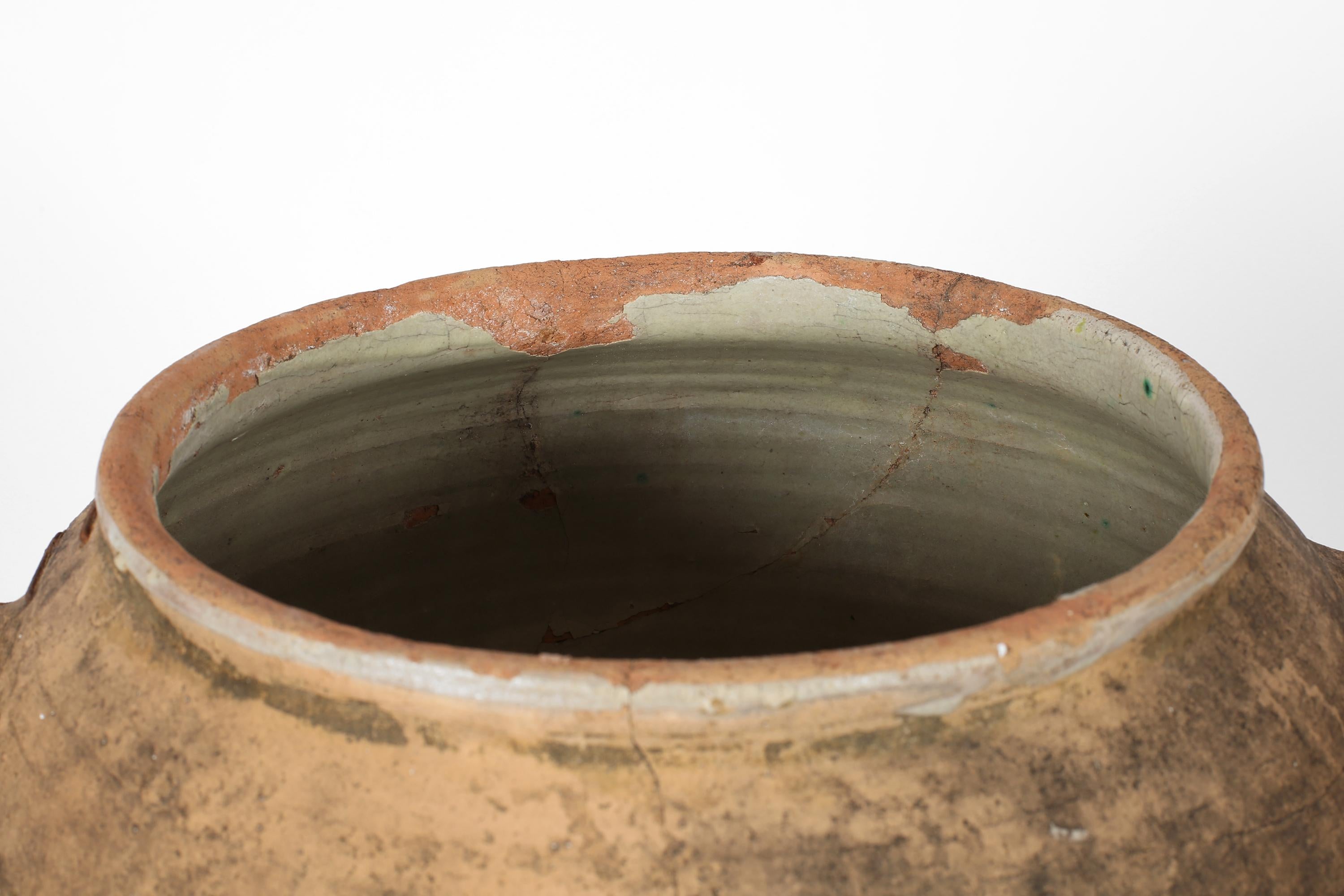 Vaso spagnolo primitivo Wabi Sabi del 19° secolo con graffette in vendita 2