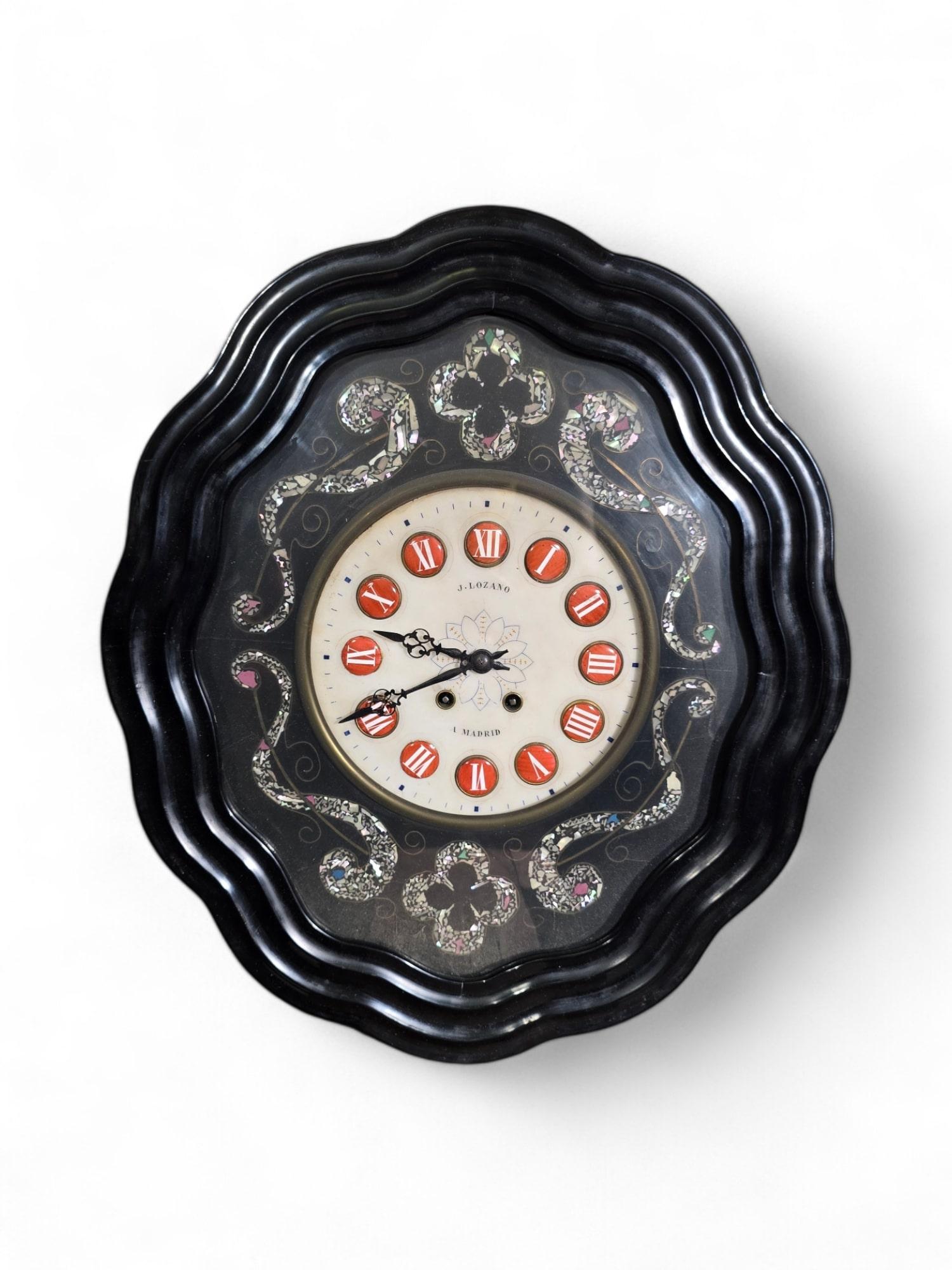 Wanduhr aus dem 19. Jahrhundert von J. Lozano, Madrid - Ebonisiertes Holz mit Perlmutt im Angebot 8