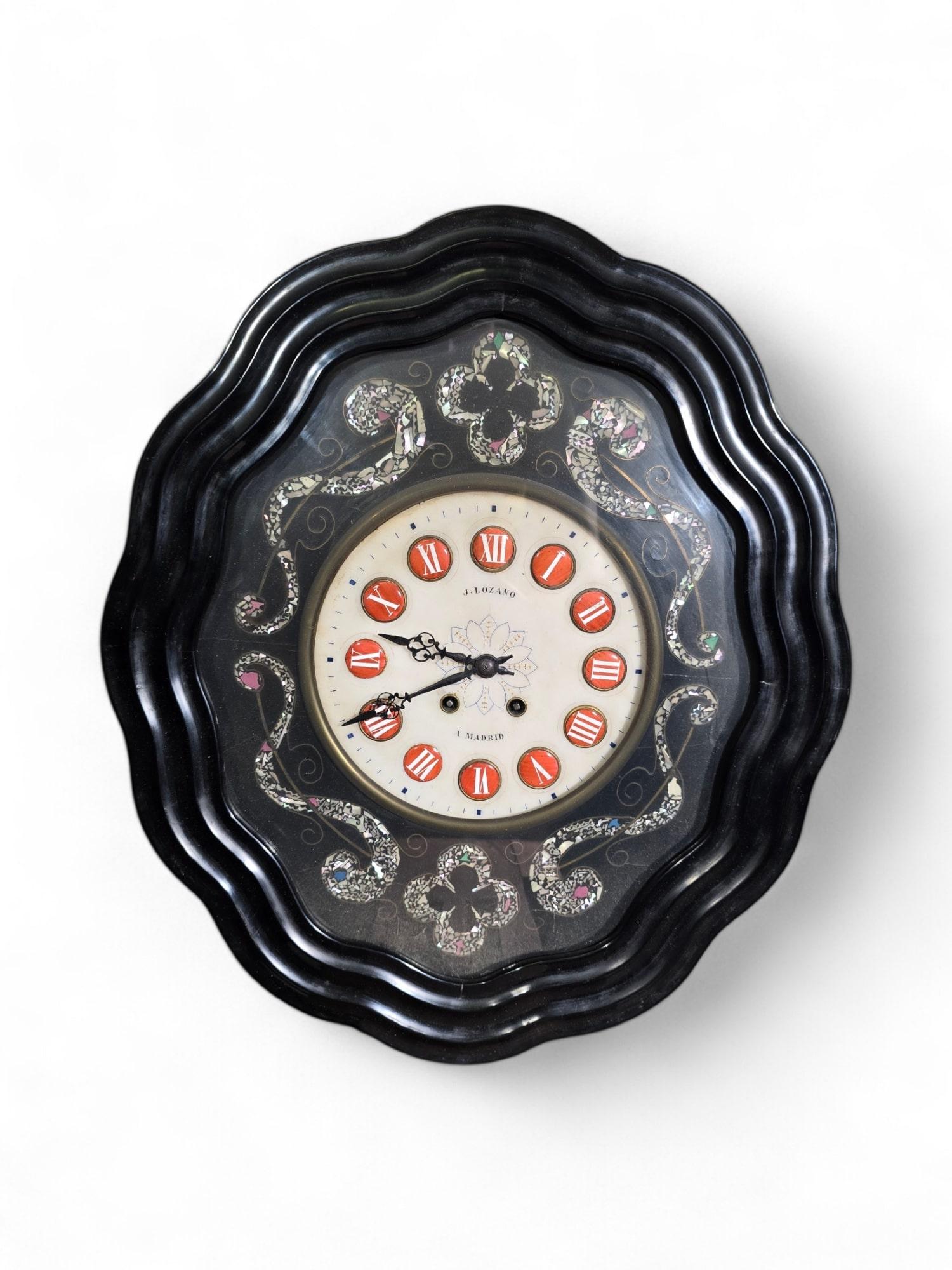 Wanduhr aus dem 19. Jahrhundert von J. Lozano, Madrid - Ebonisiertes Holz mit Perlmutt im Angebot 11