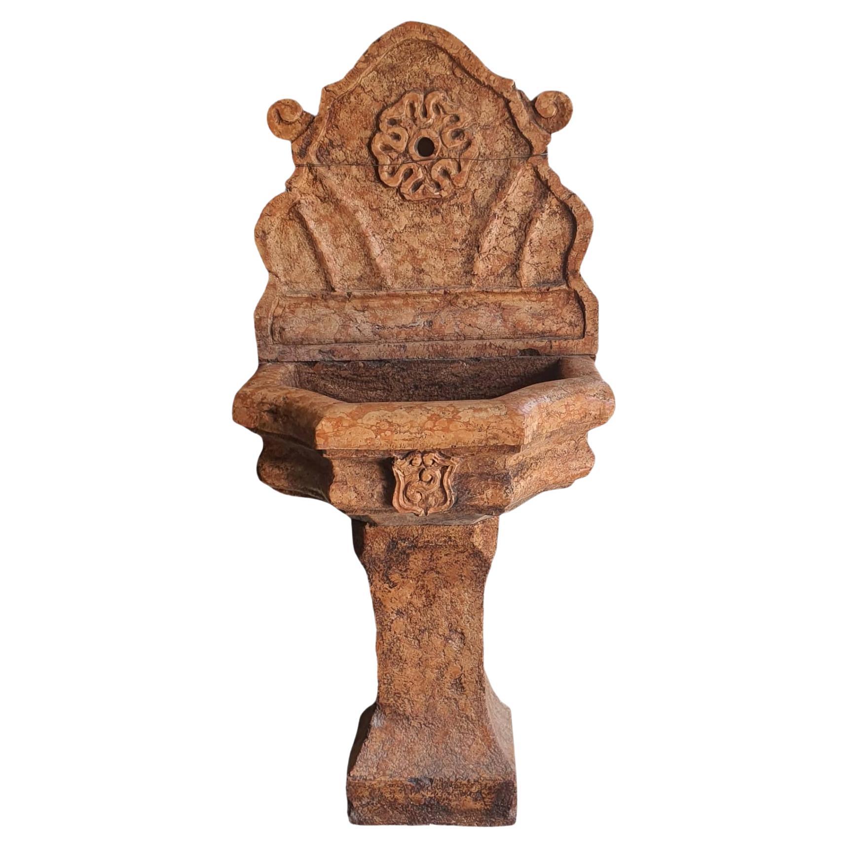 19th Century, Wall Fountain in Red Verona Marble For Sale