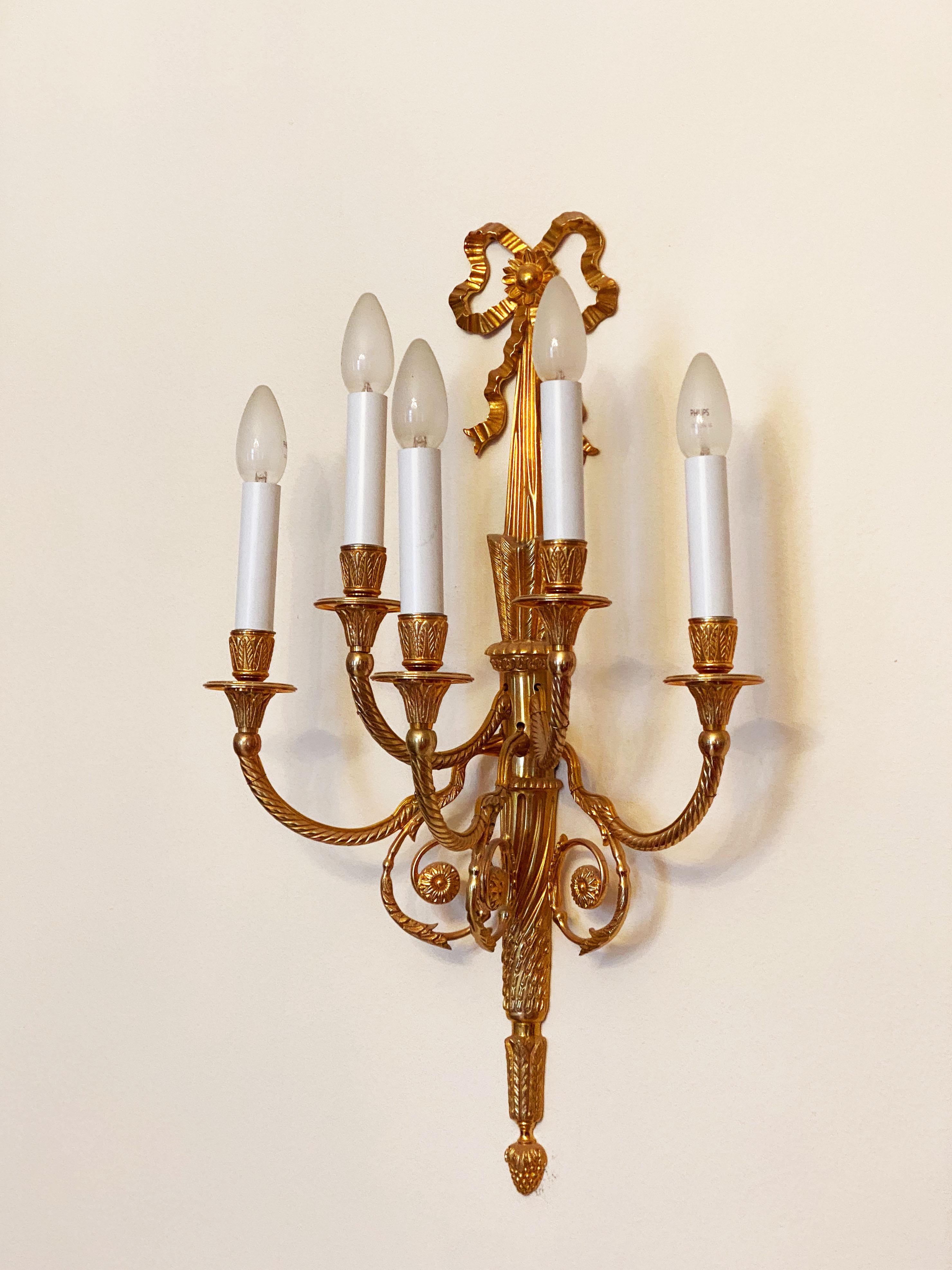 19th Century Wall-Light Scones Louis XV Style French Gilt Bronze For Sale 12