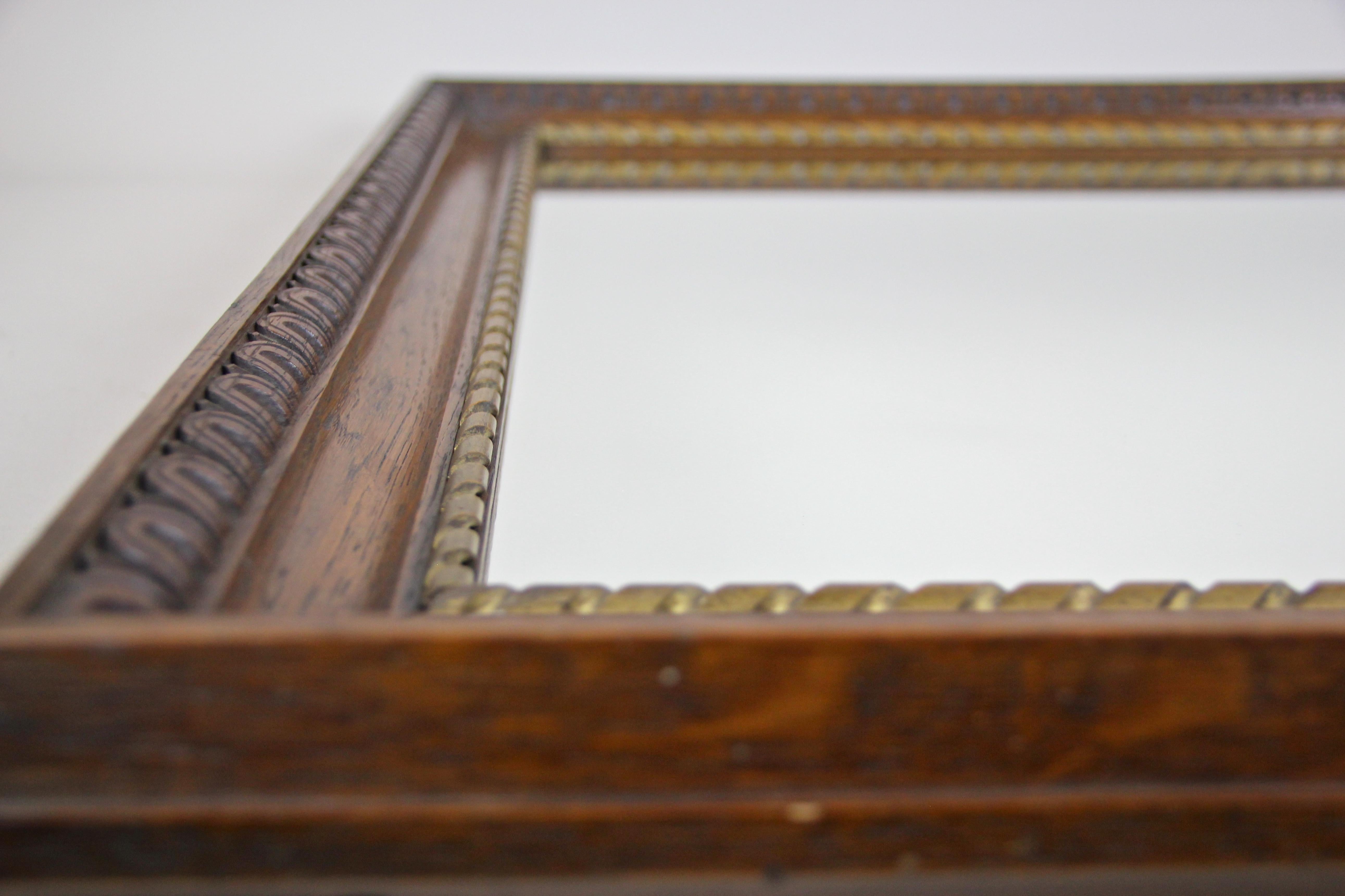 19th Century Wall Mirror Oakwood with Twisted Golden Bar, Austria, circa 1890 For Sale 4