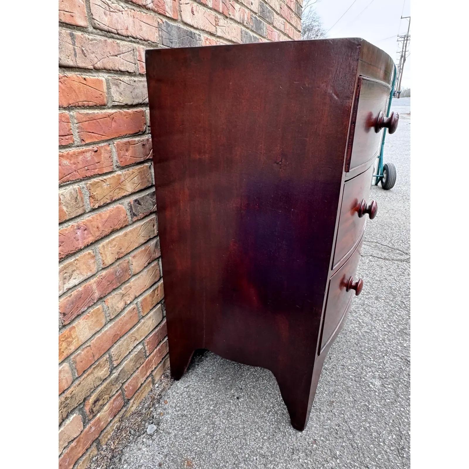Wood 19th Century Walnut Bowfront Chest For Sale