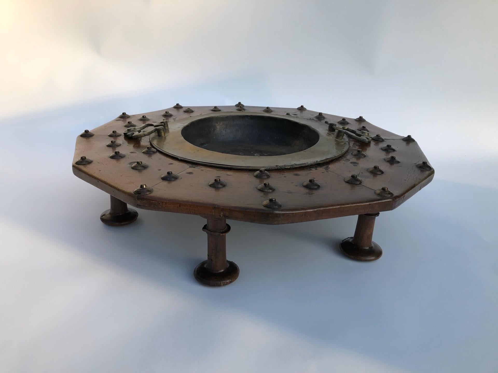Hand-Crafted 19th Century Walnut Brazier on Turned Legs with Brass Mounts & Central Pan For Sale