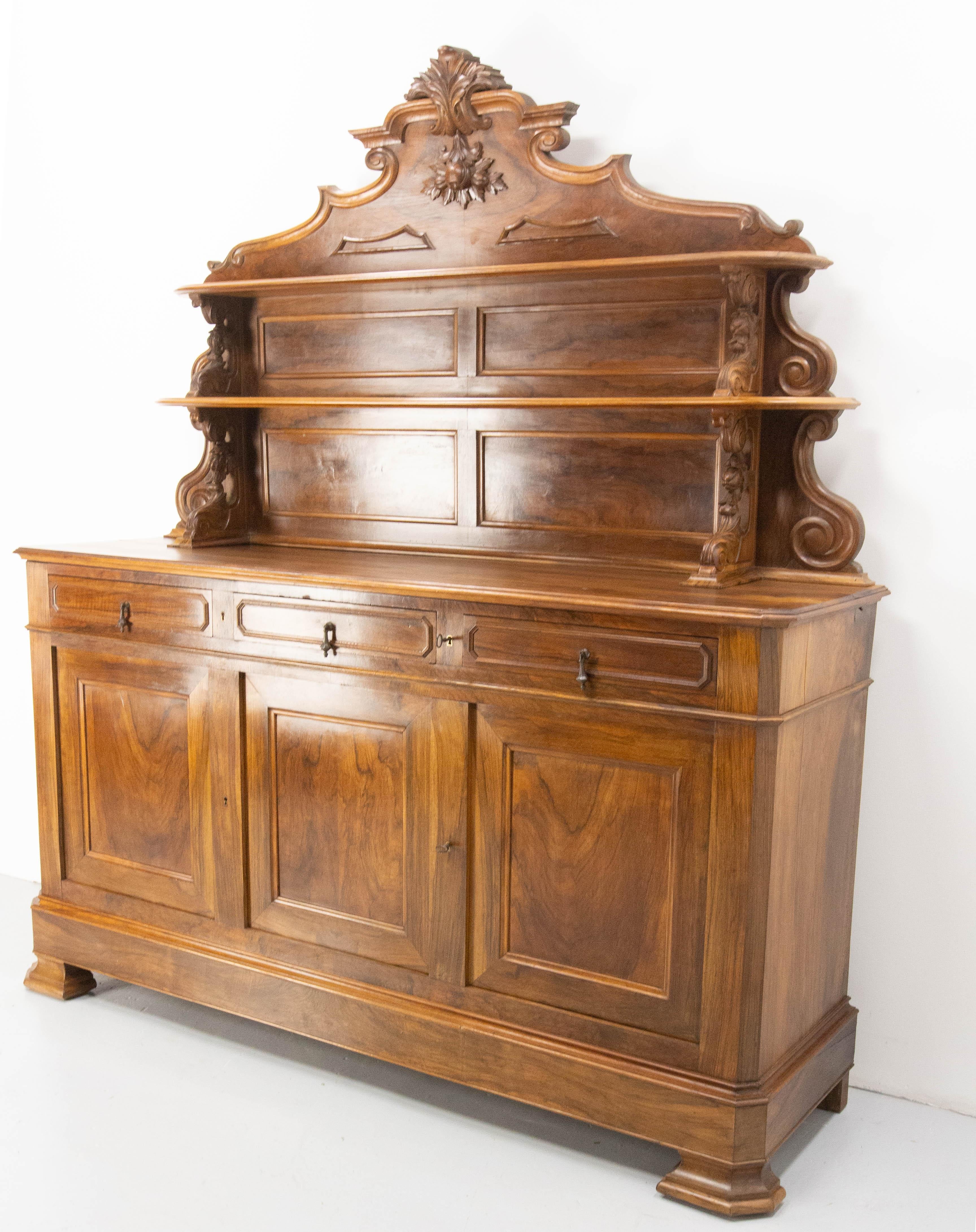 19th Century Walnut Buffet Louis Philippe Deux-Corps, France For Sale 1