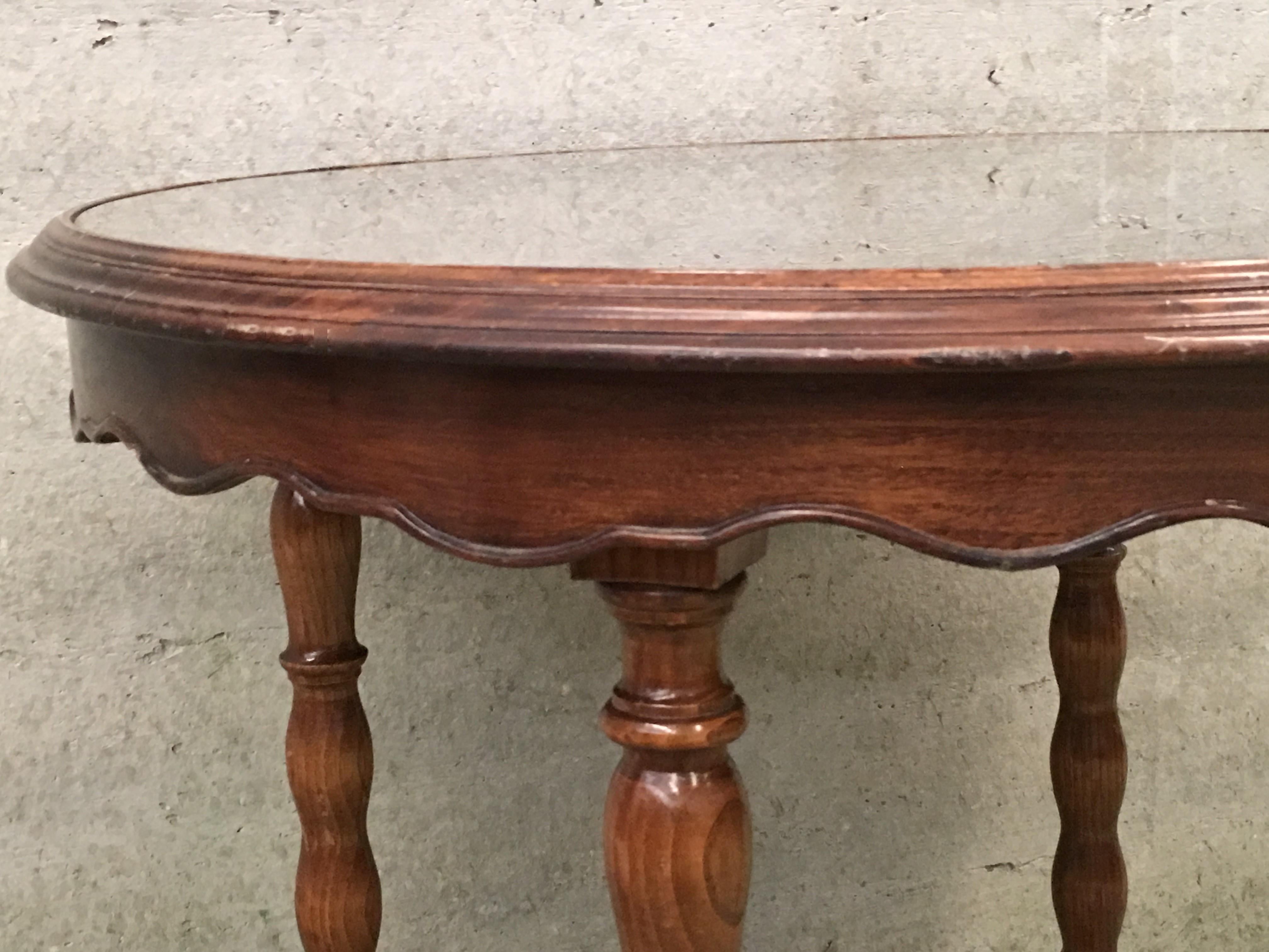 19th Century Walnut Coffee Table with Carved Legs and Glass Top 1
