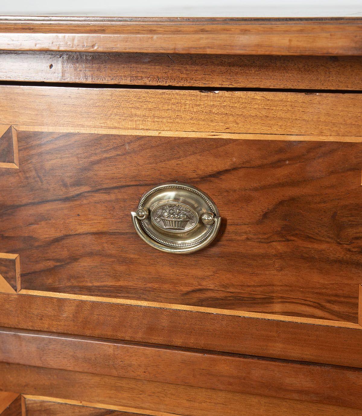19th Century Walnut Commode from Alsace For Sale 7