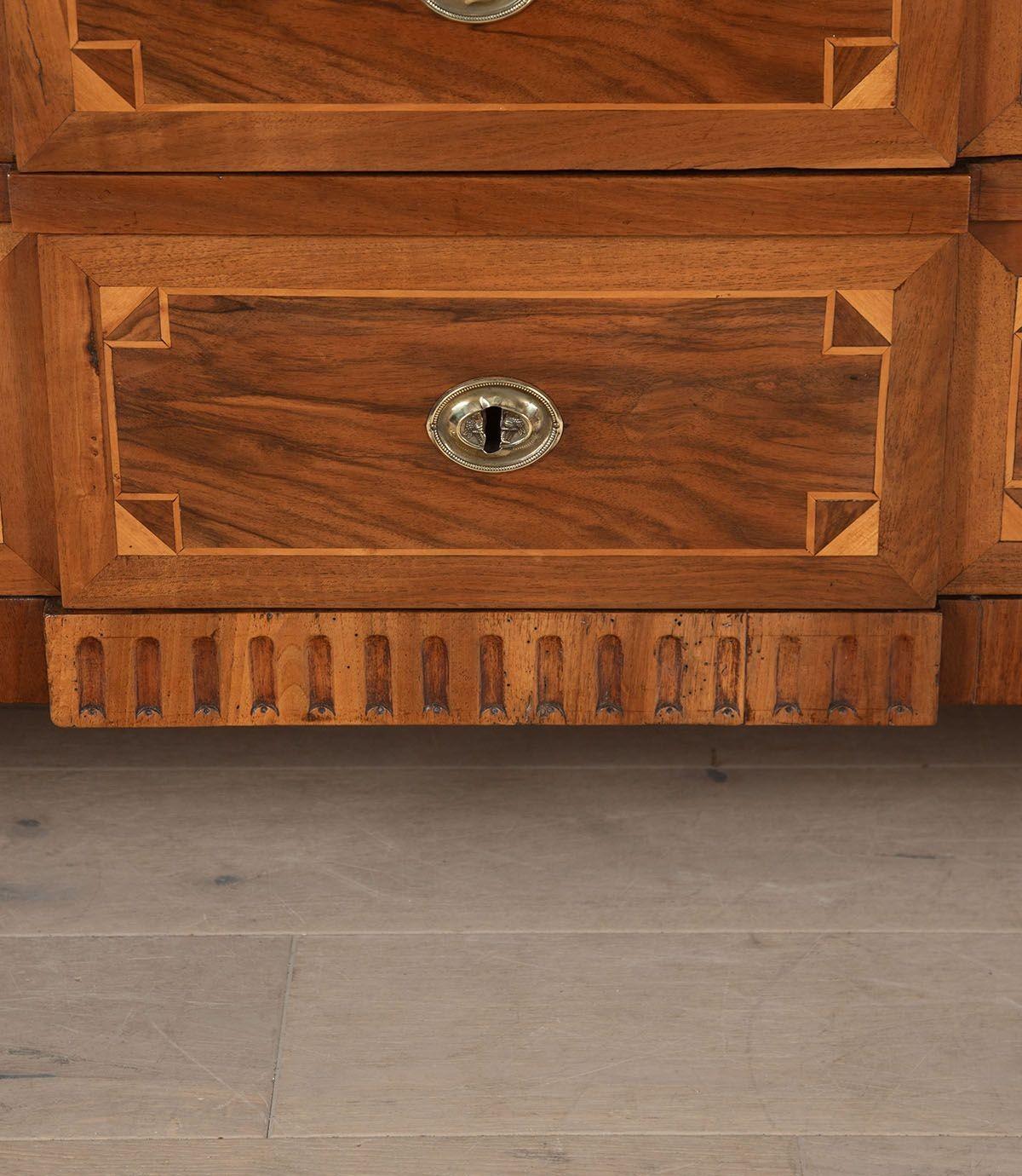 19th Century Walnut Commode from Alsace For Sale 4