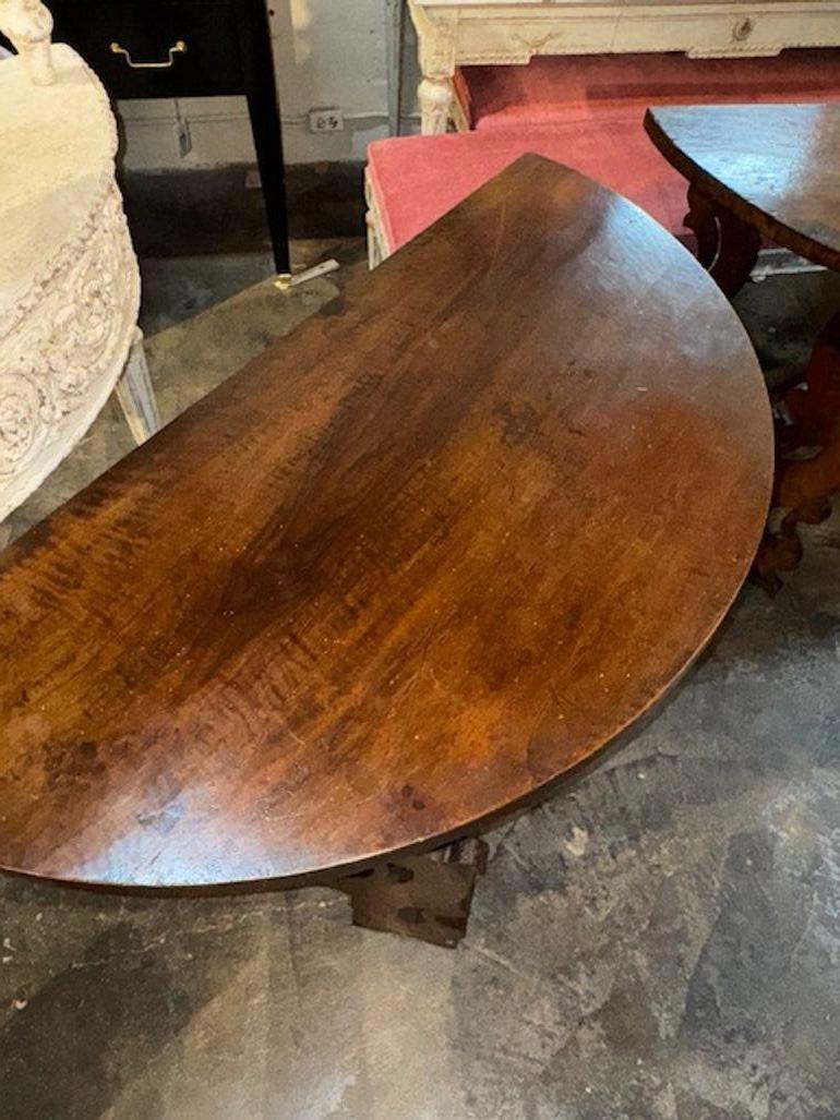 19th Century Walnut Consoles from Tuscany For Sale 1
