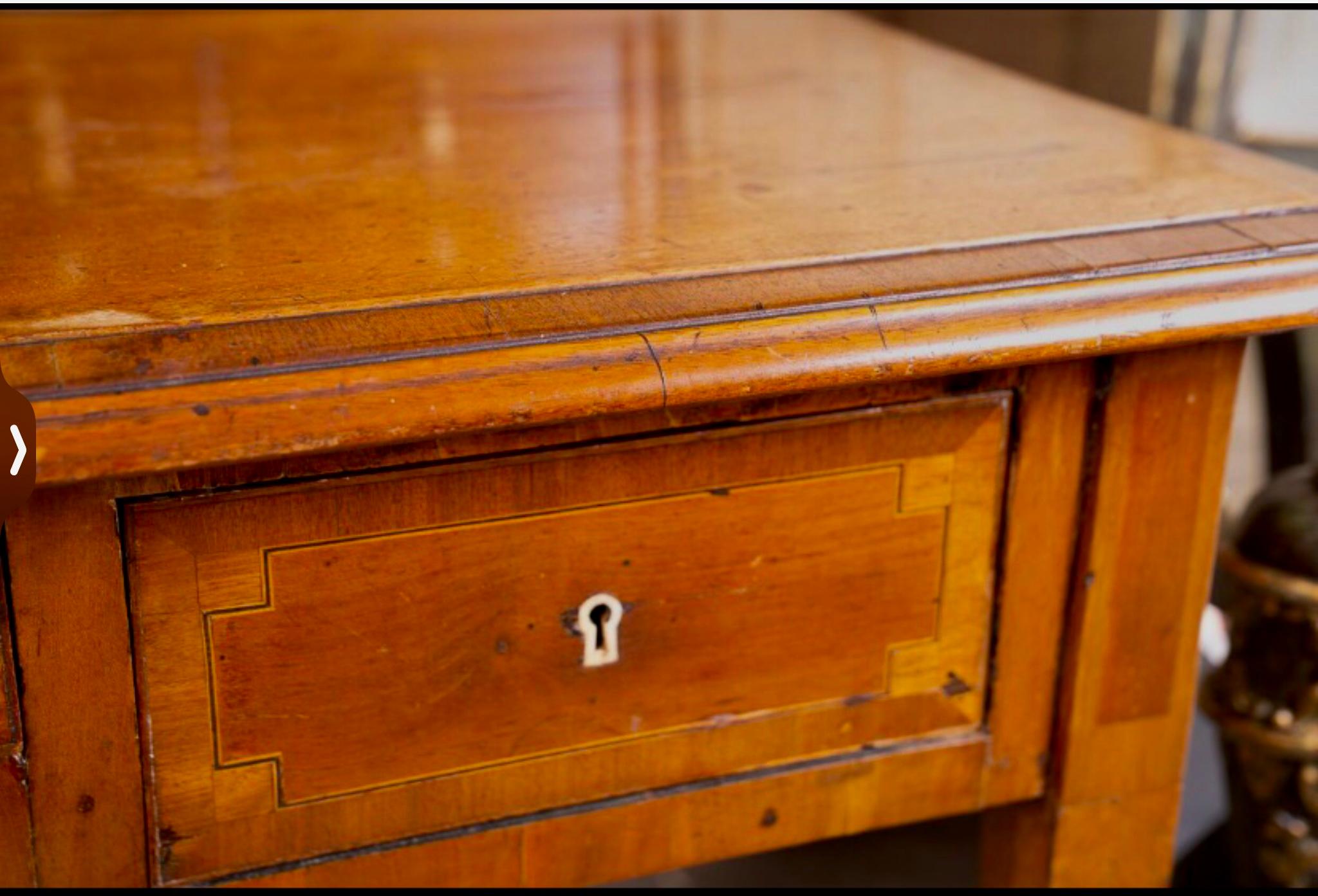 European 19th Century Walnut Desk