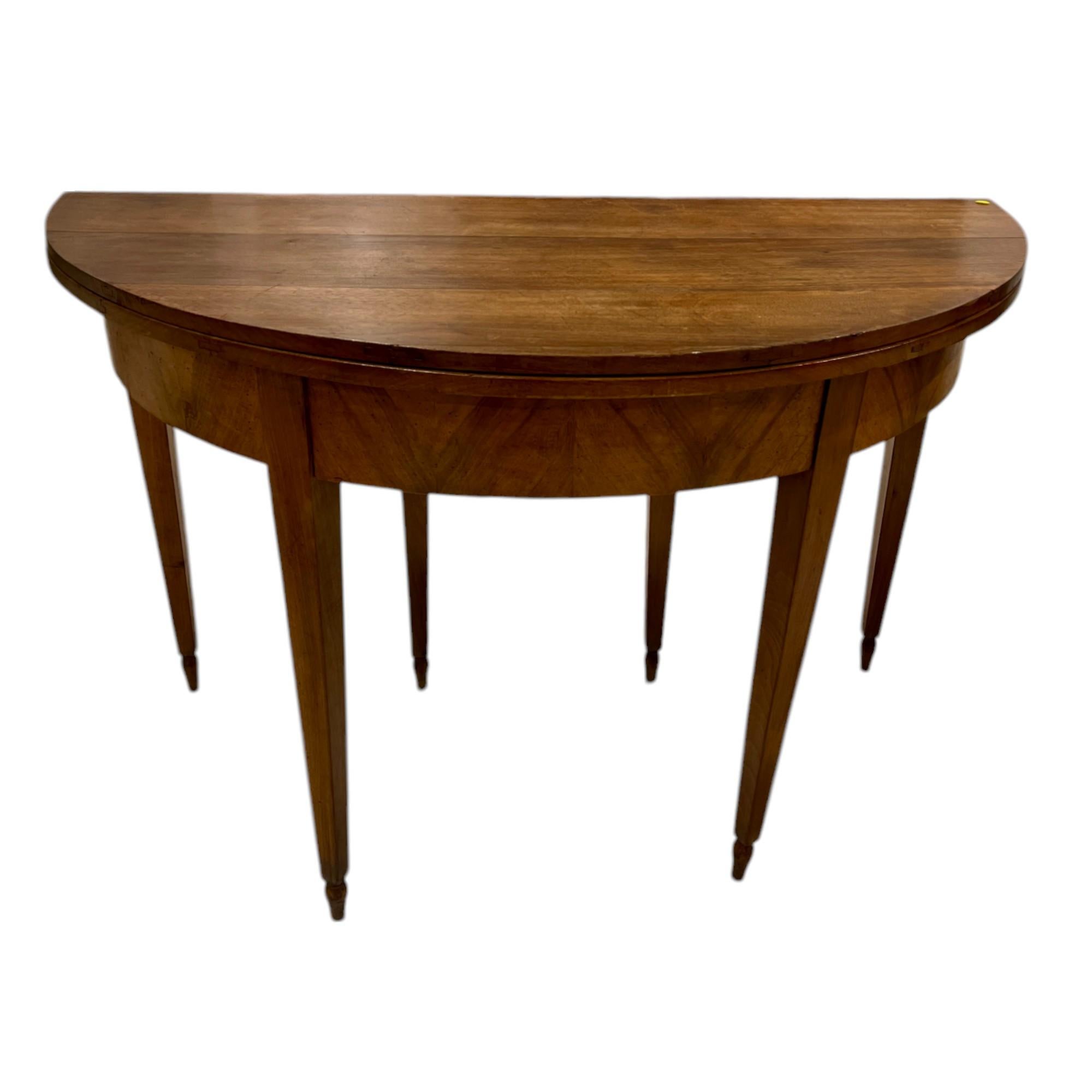 19th Century Walnut Directoire Table For Sale 2