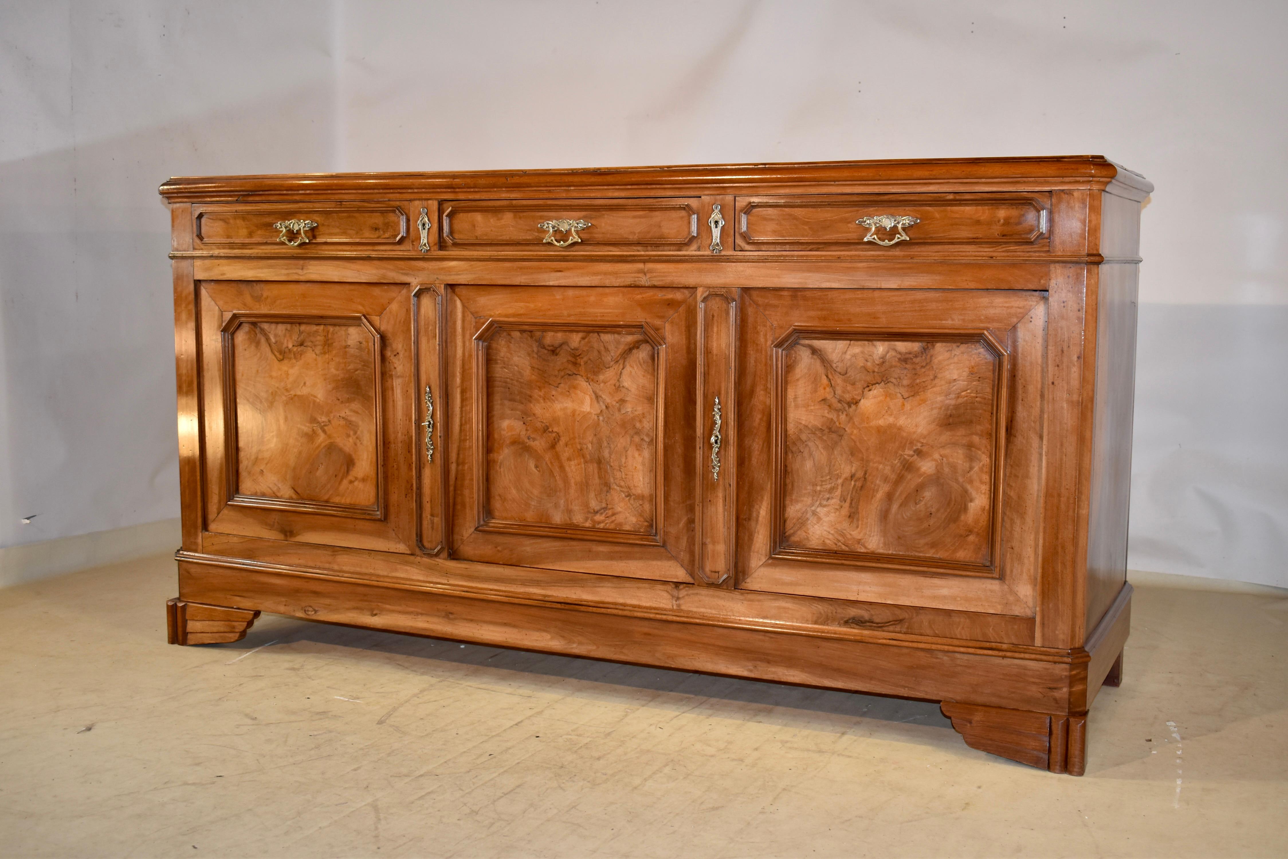 19th Century Walnut Enfilade from France In Good Condition For Sale In High Point, NC