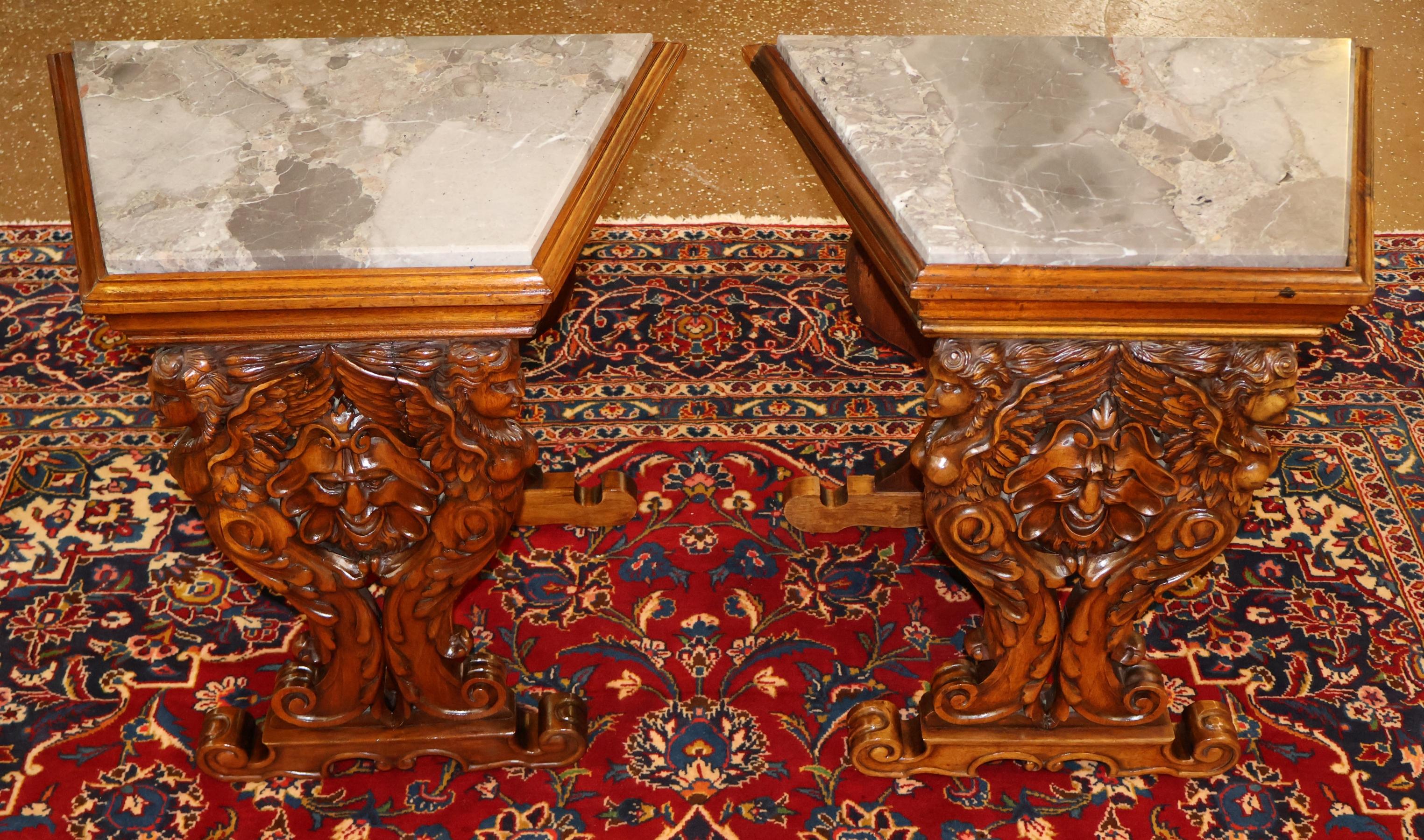 19th Century Walnut Figural Renaissance Revival Italian Marble Top End Tables en vente 6