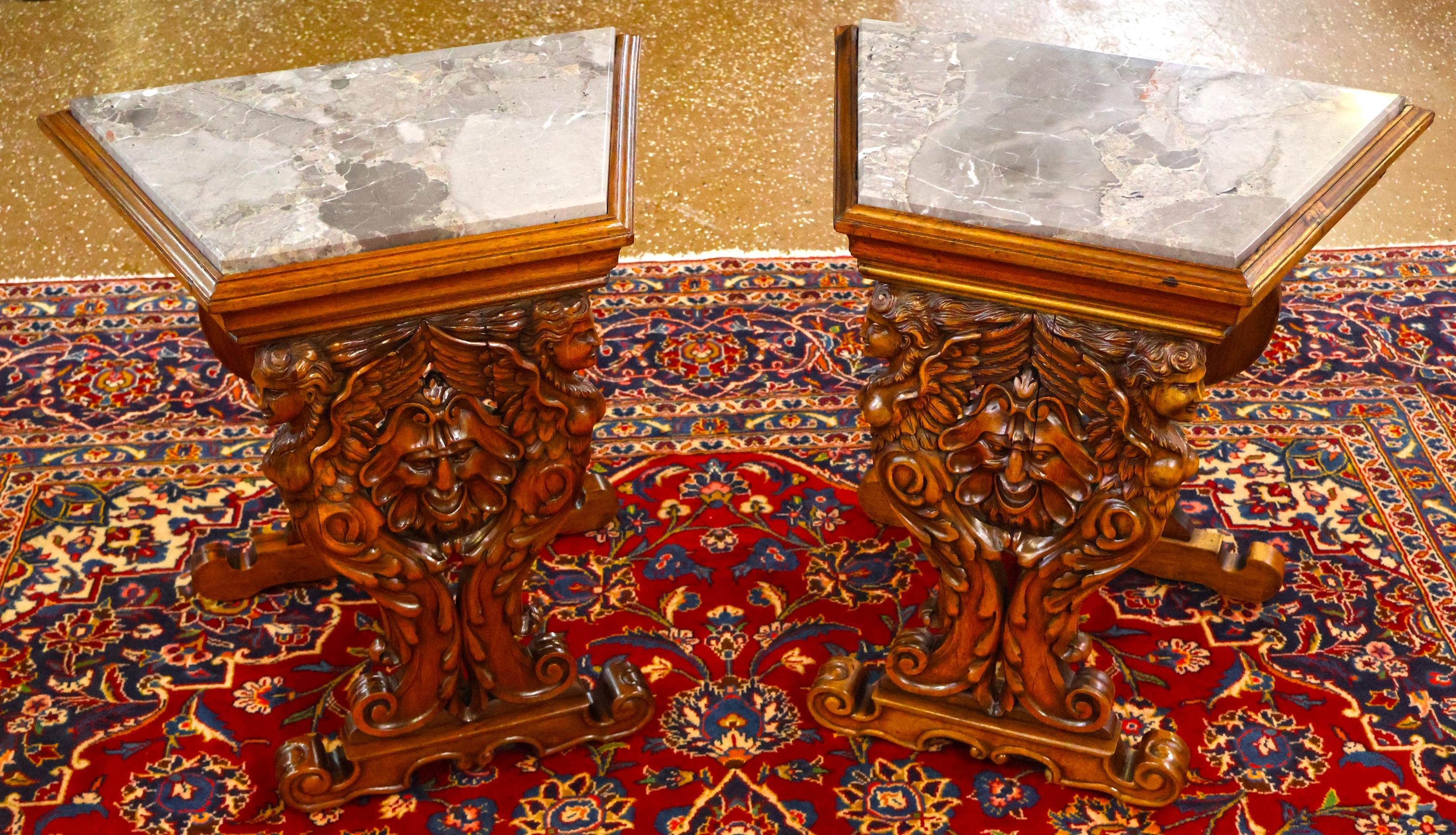  19th Century Walnut Figural Renaissance Revival Italian Marble Top End Tables

Dimensions : 22.5