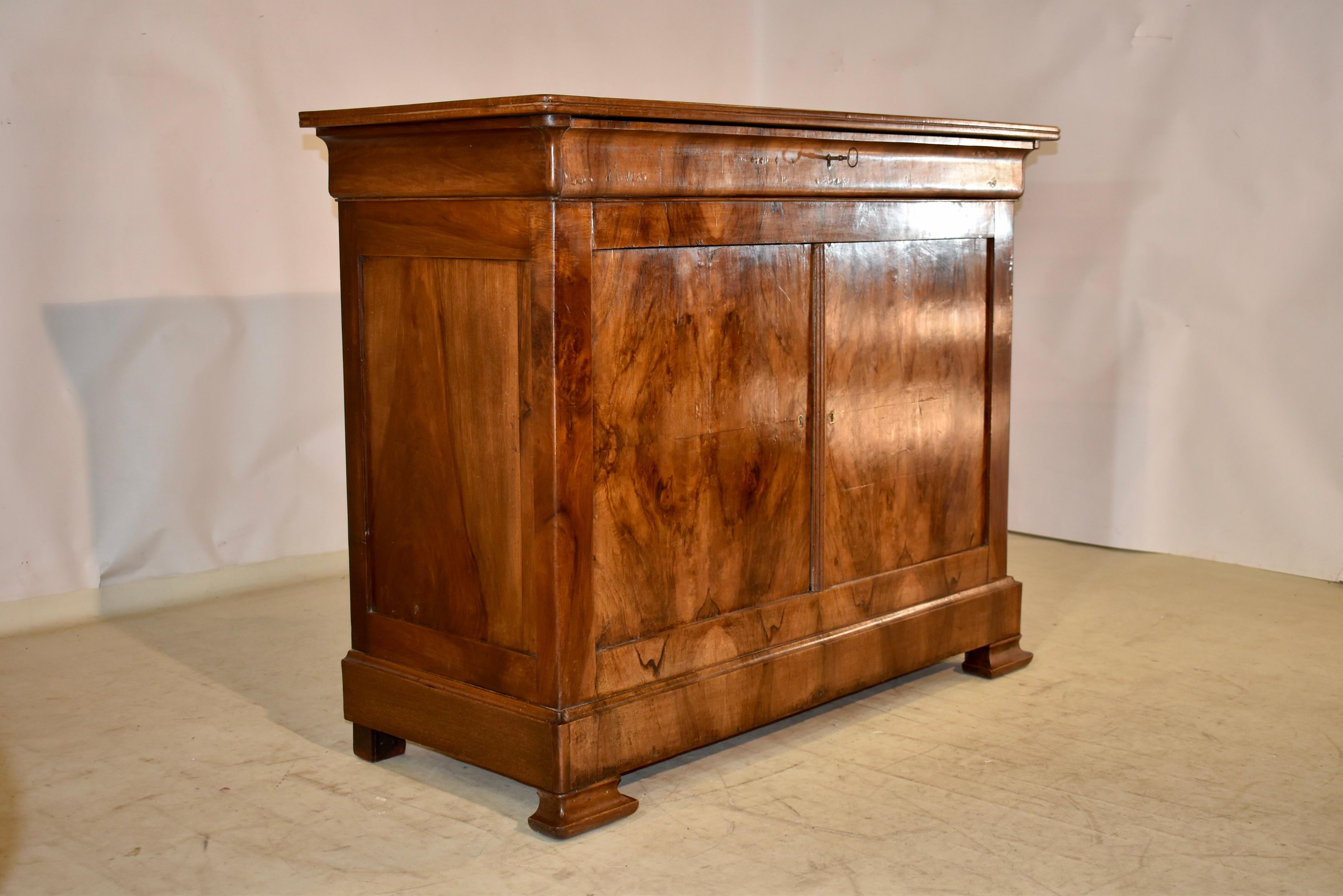 19th Century Walnut Louis Philippe Buffet For Sale 3