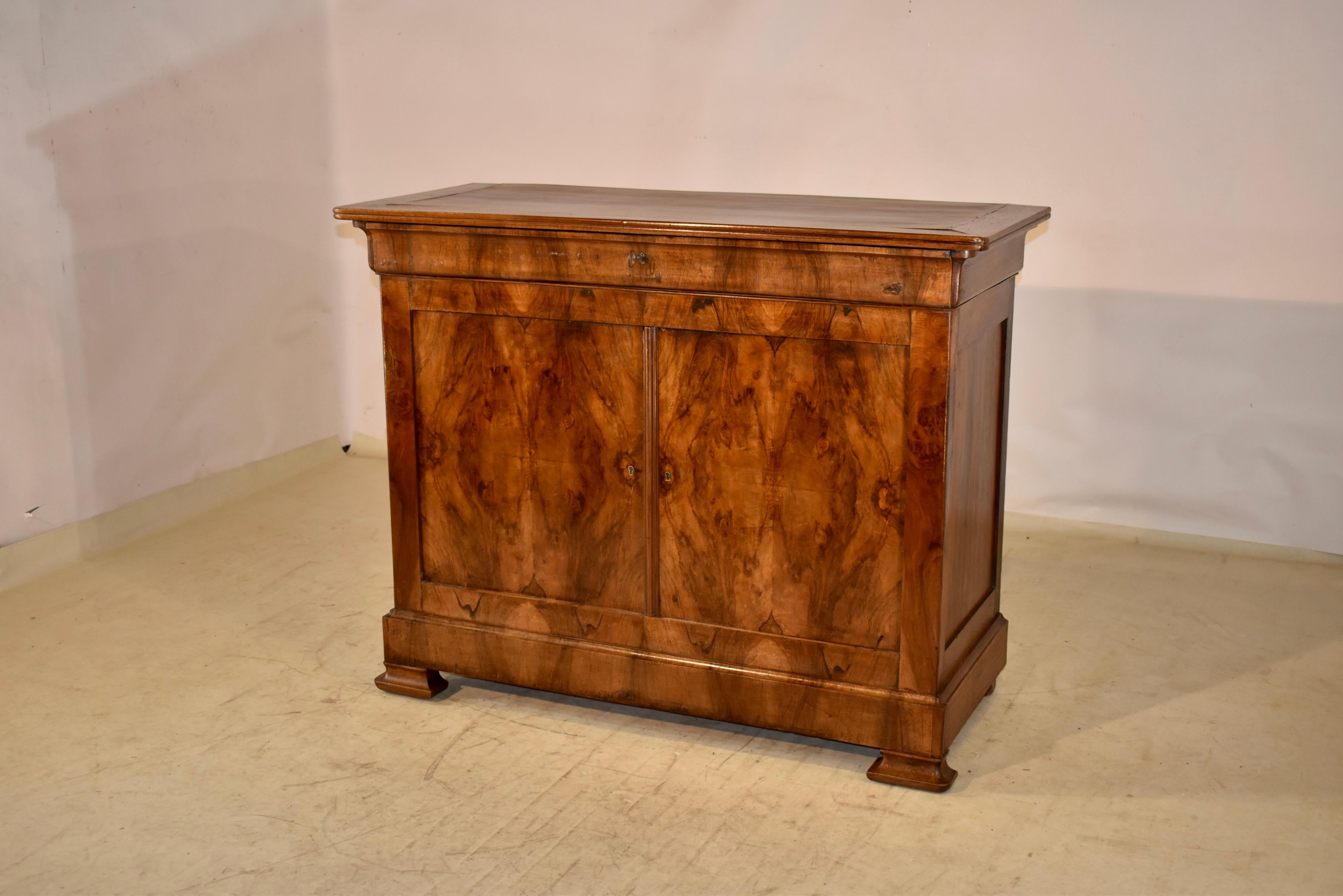 19th Century Walnut Louis Philippe Buffet For Sale 4