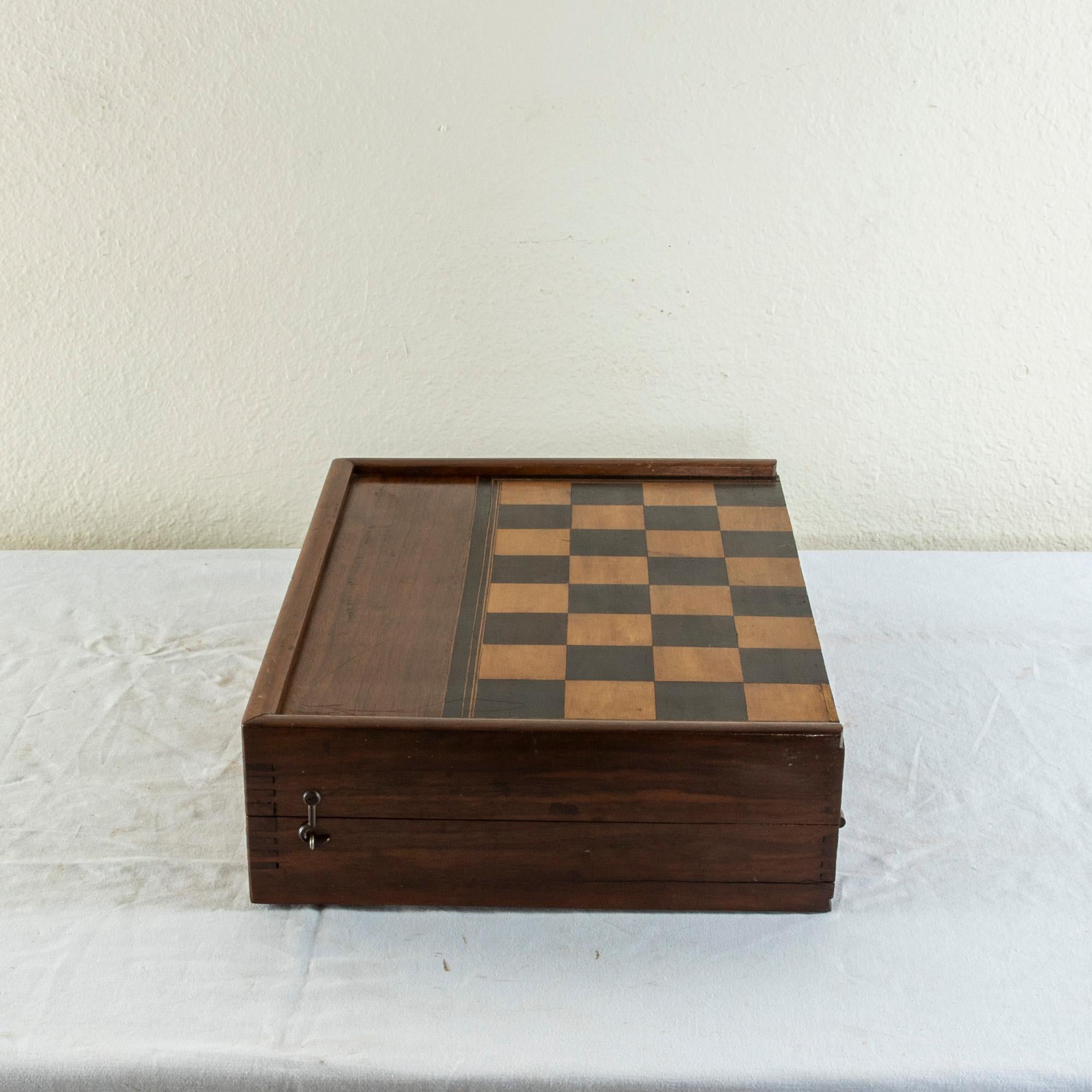 19th Century, Walnut Marquetry Folding Game Box for Chess, Checkers, Backgammon In Good Condition In Fayetteville, AR