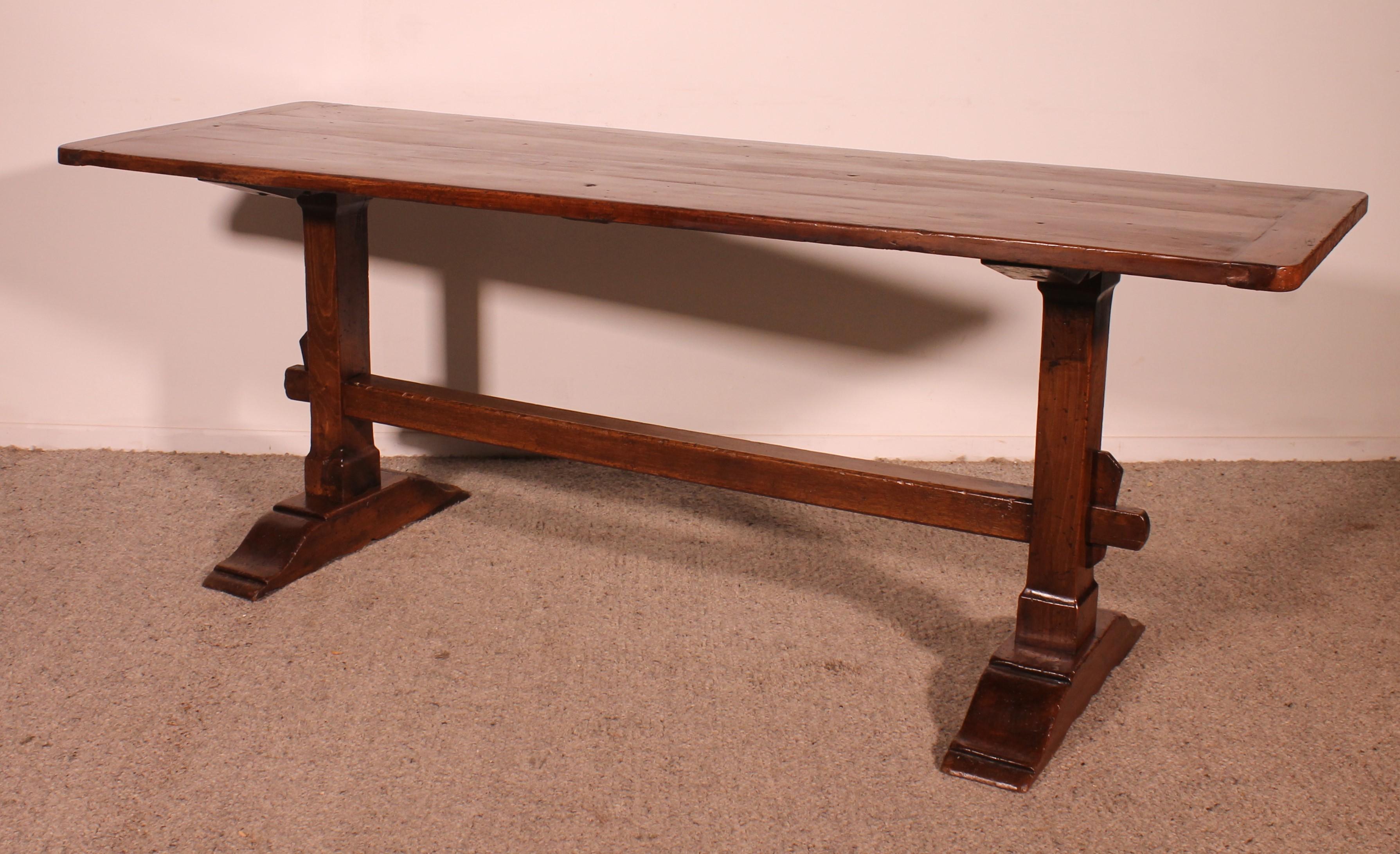 French 19th Century Walnut Monastery Table For Sale