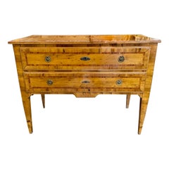 Tavolo neoclassico a 2 cassetti intarsiato in noce del XIX secolo