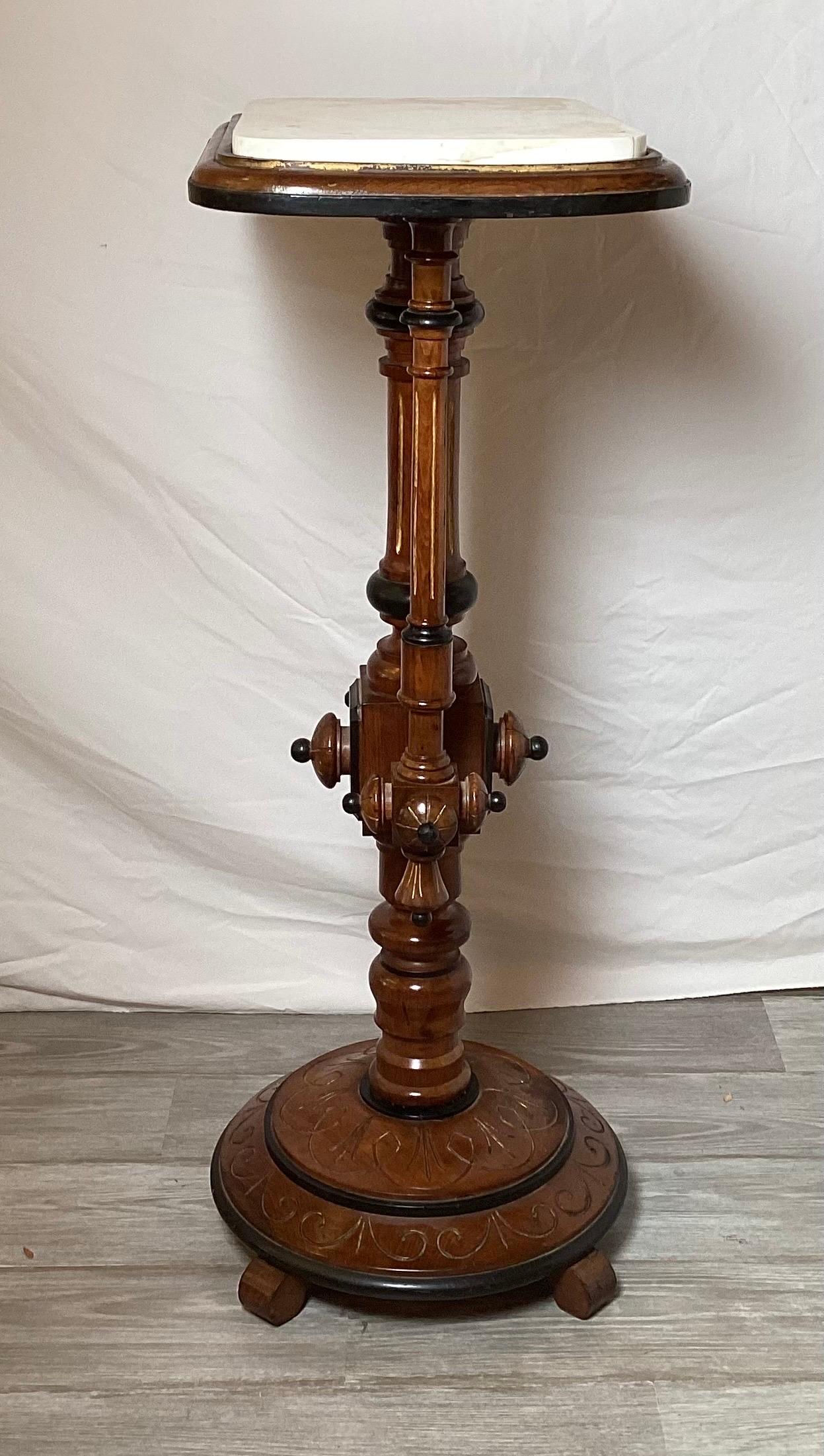 19th Century Walnut Renaissance Revival Pedestal For Sale 1