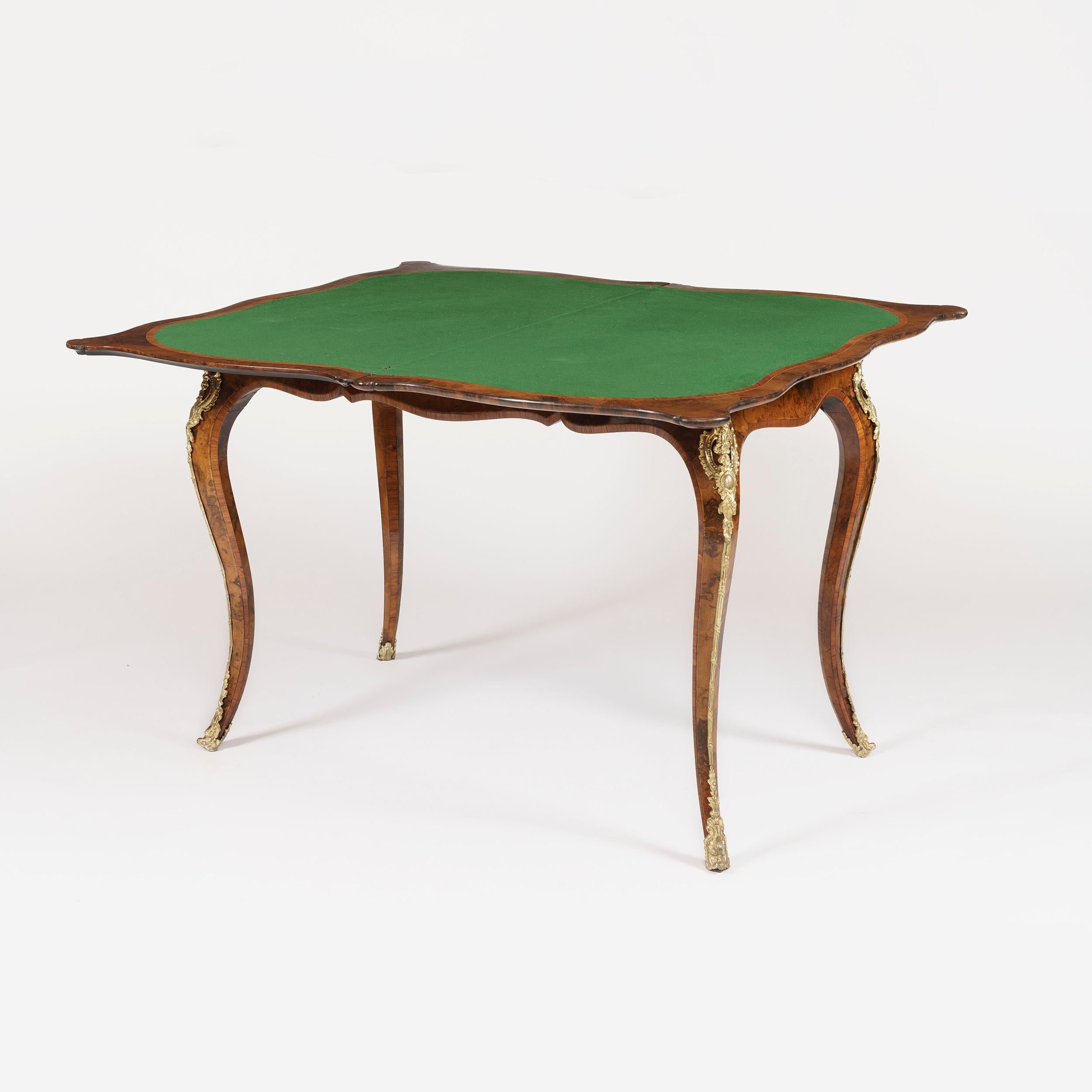 Louis XV 19th Century Walnut Serpentine Card Table Firmly Attributed to Gillows For Sale