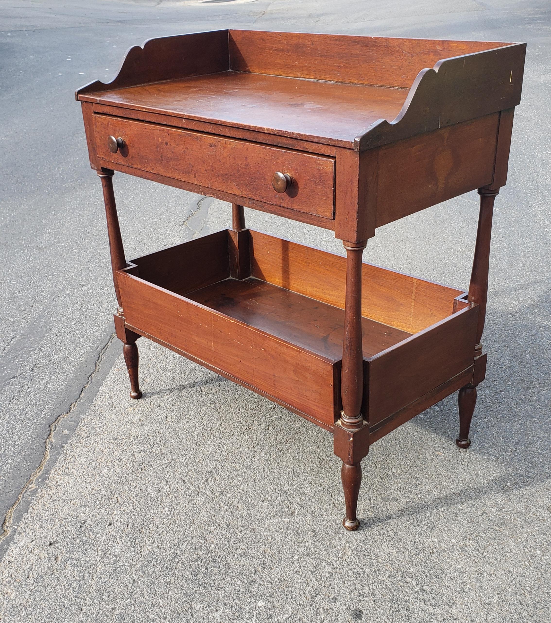 19th Century Walnut Tiered Washstand or Work Table with Drawer and Open Storage In Good Condition For Sale In Germantown, MD