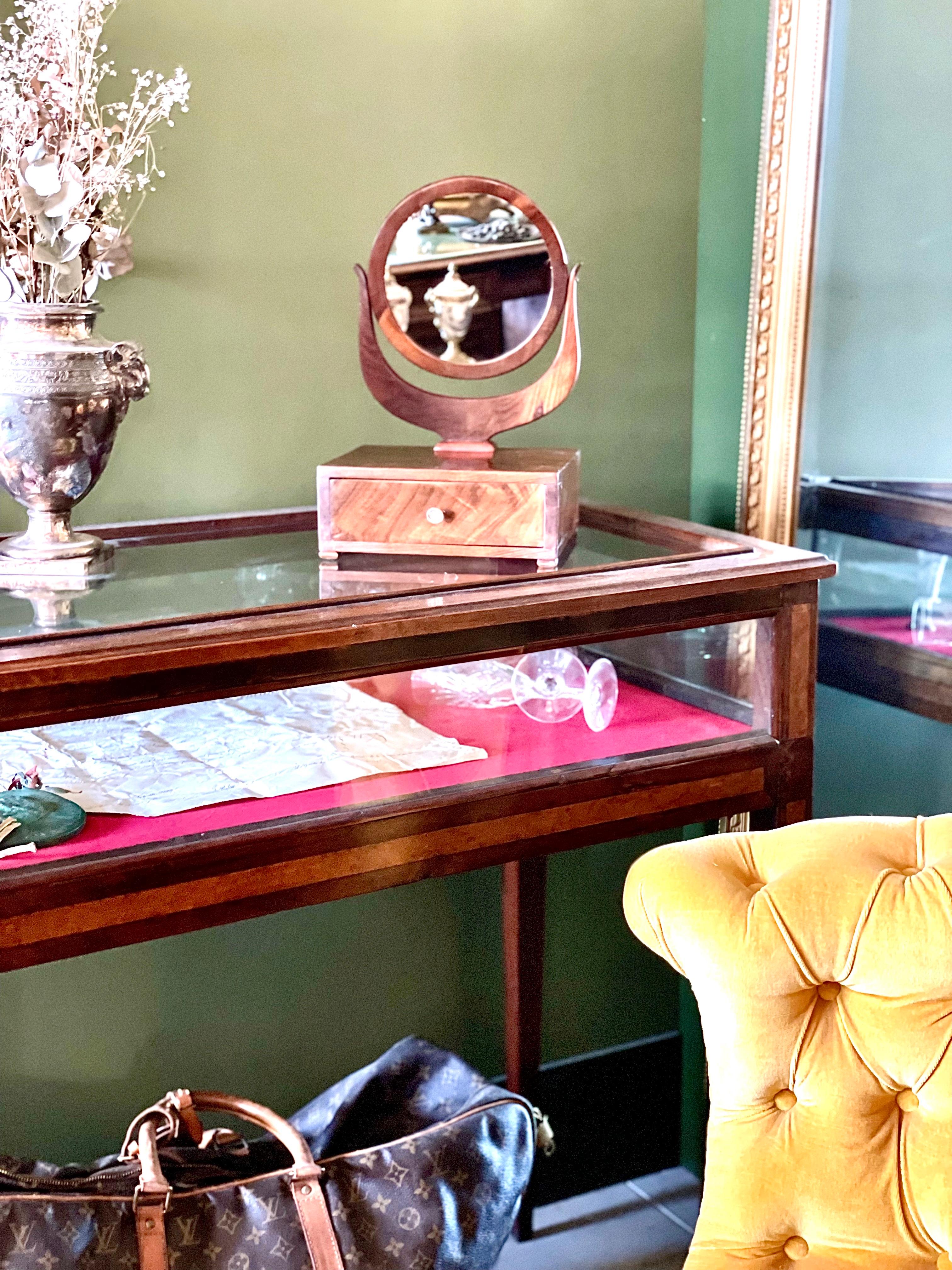 19th Century Vanity Mirror with Drawer For Sale 10