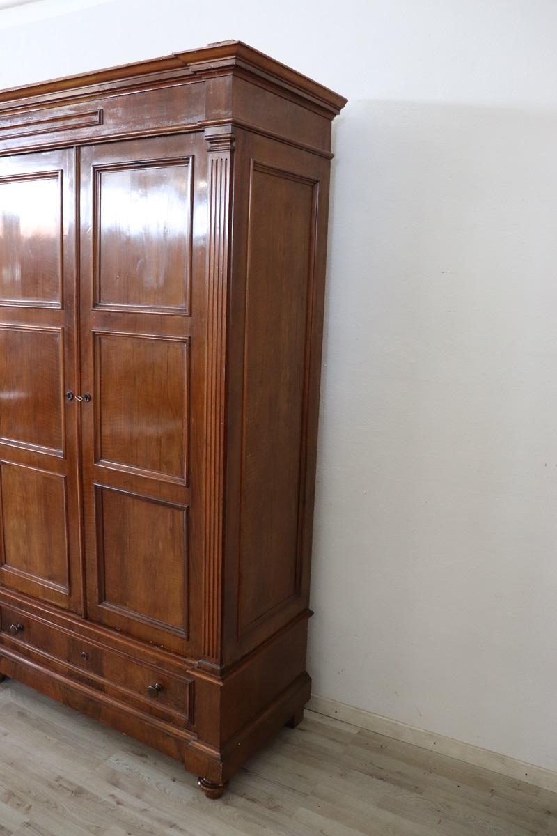 19th Century Walnut Wood Antique Large Wardrobe Four Doors 2